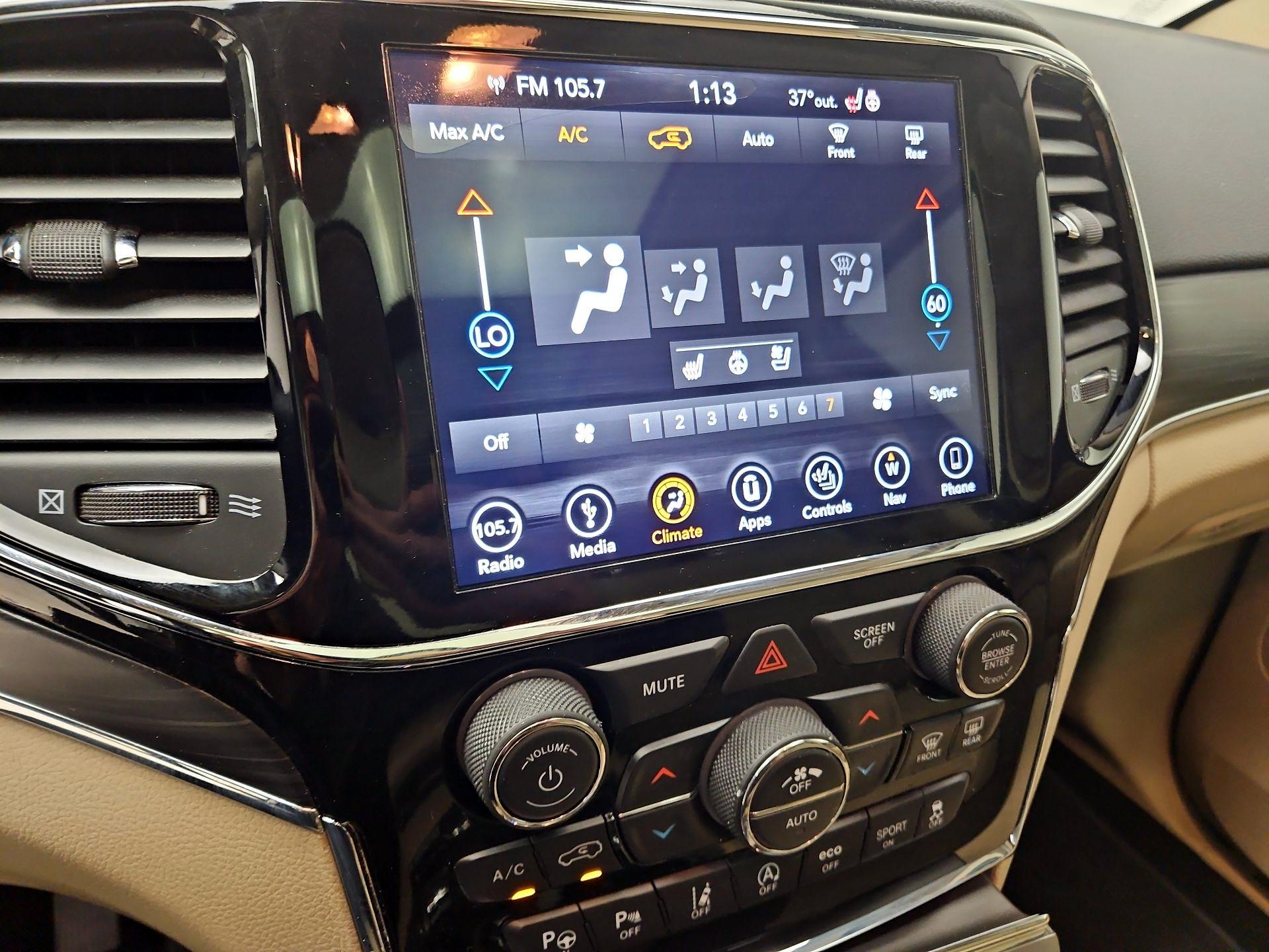 Thumbnail: 2019 Jeep Grand Cherokee - 17