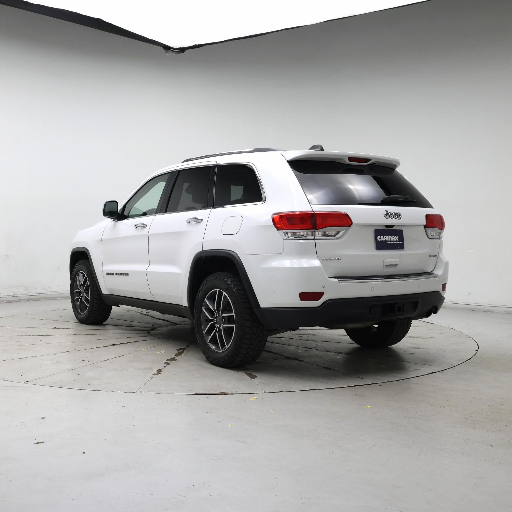 Thumbnail: 2019 Jeep Grand Cherokee - 2
