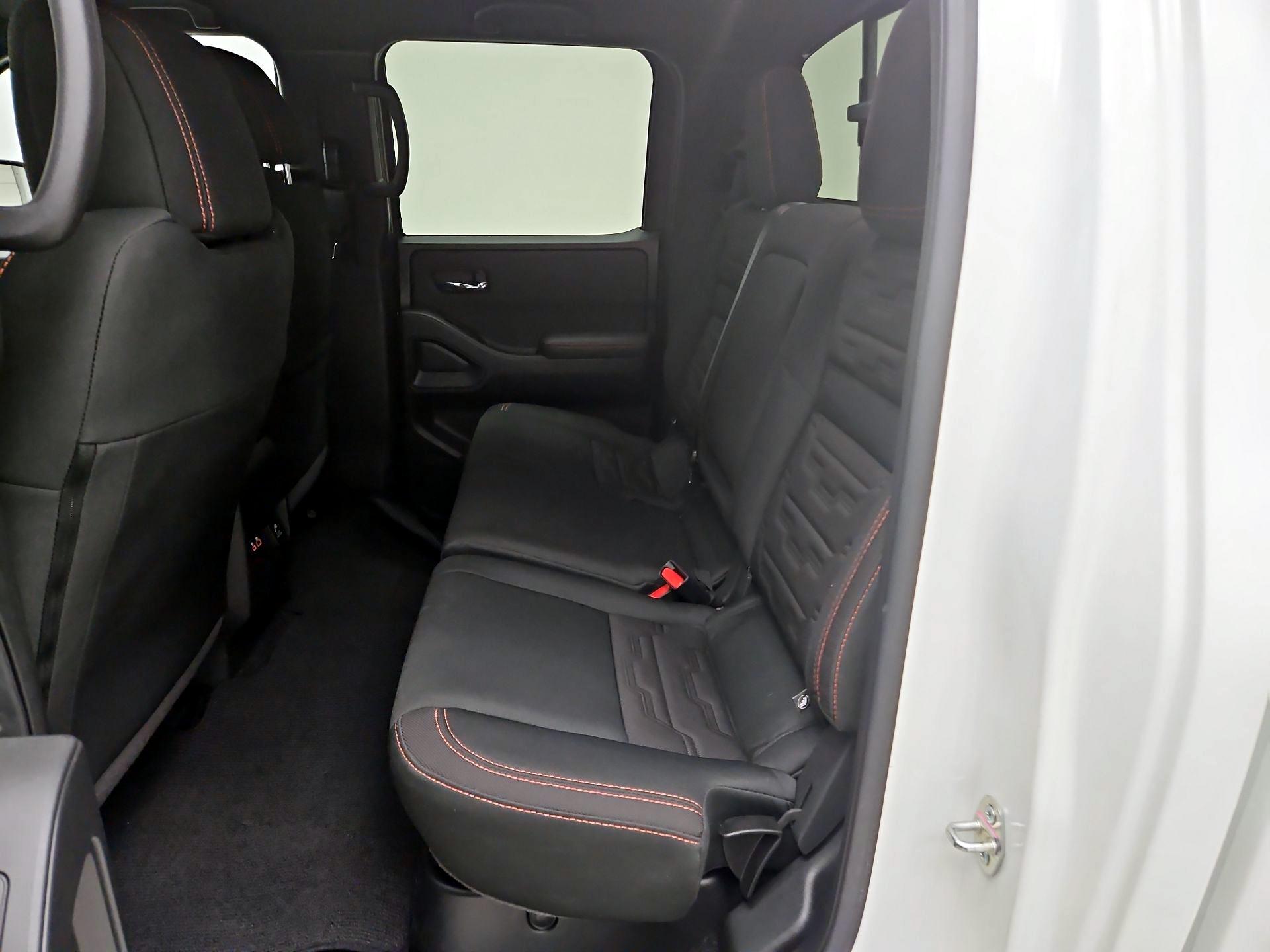 Thumbnail: 2024 Nissan Frontier - 20