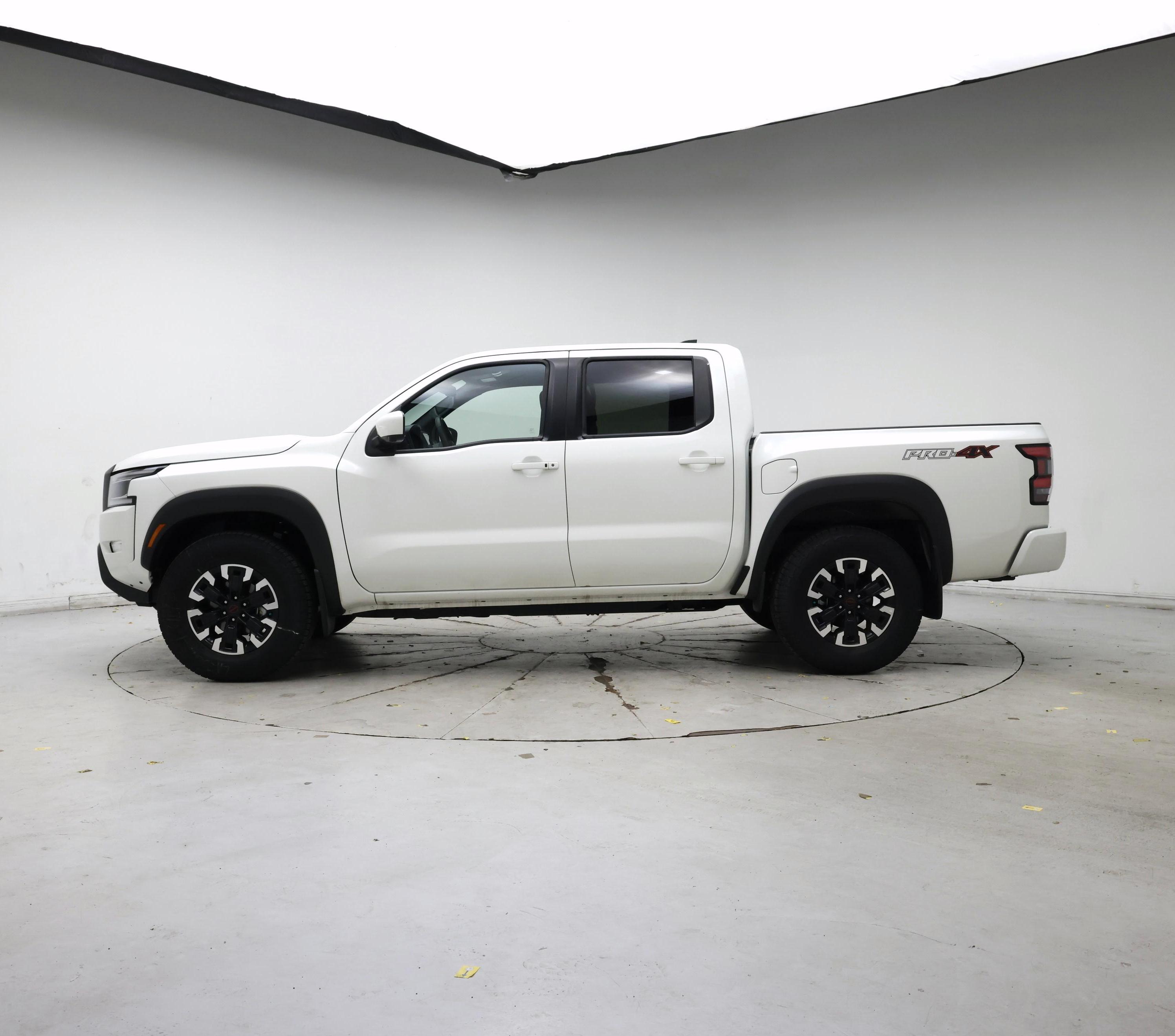 Thumbnail: 2024 Nissan Frontier - 3