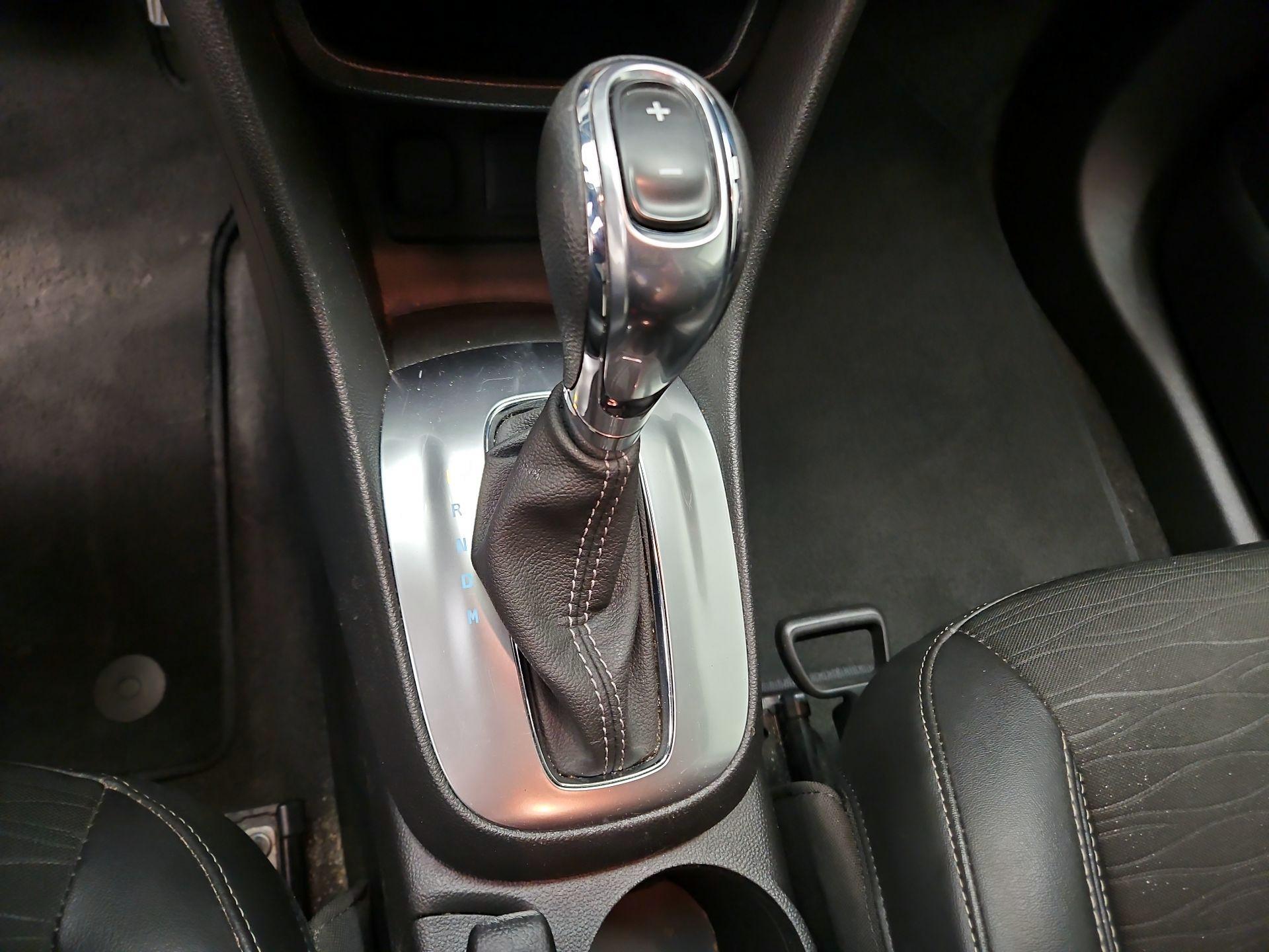 Thumbnail: 2016 Buick Encore - 15