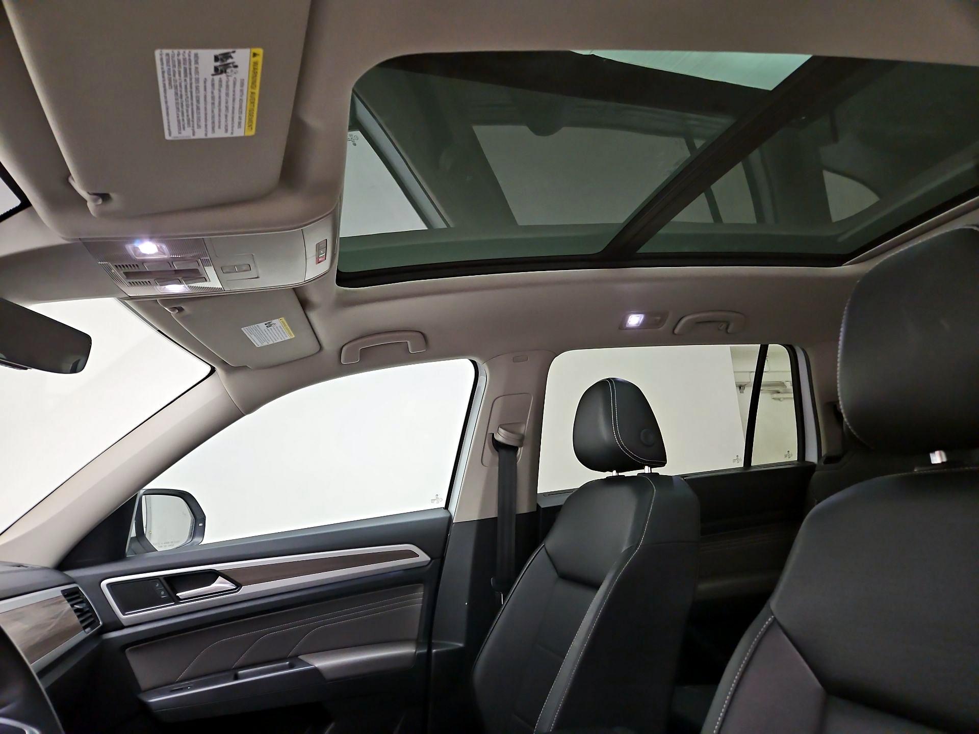 Thumbnail: 2021 Volkswagen Atlas - 20