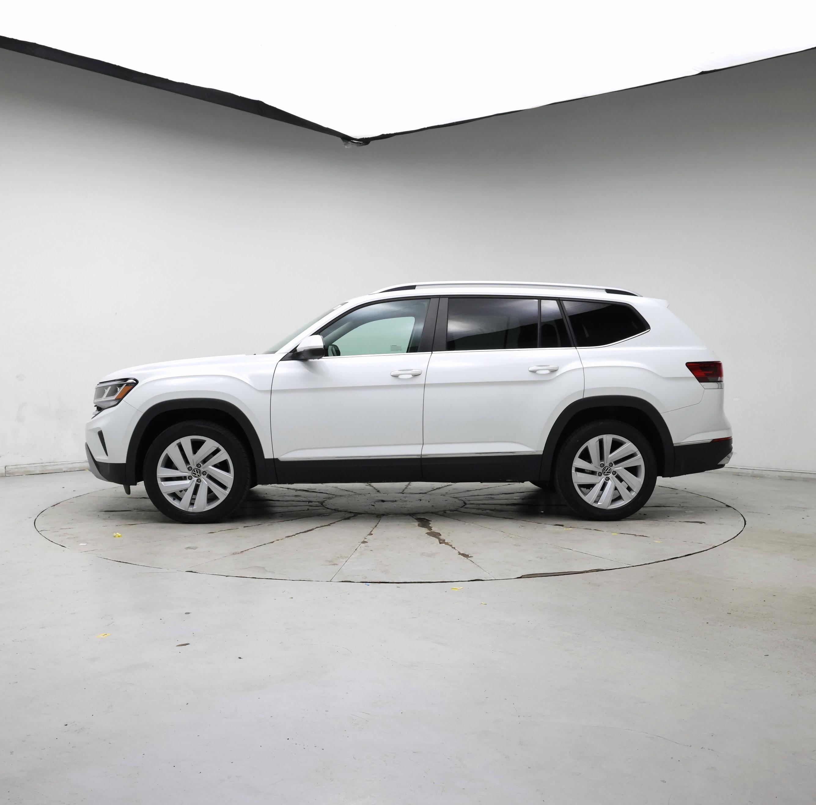 Thumbnail: 2021 Volkswagen Atlas - 3