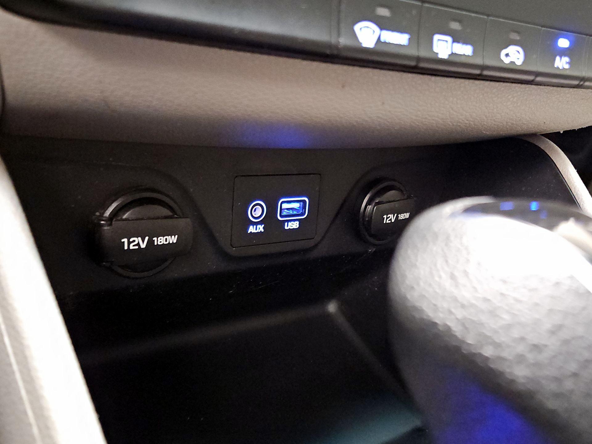 Thumbnail: 2020 Hyundai Tucson - 18