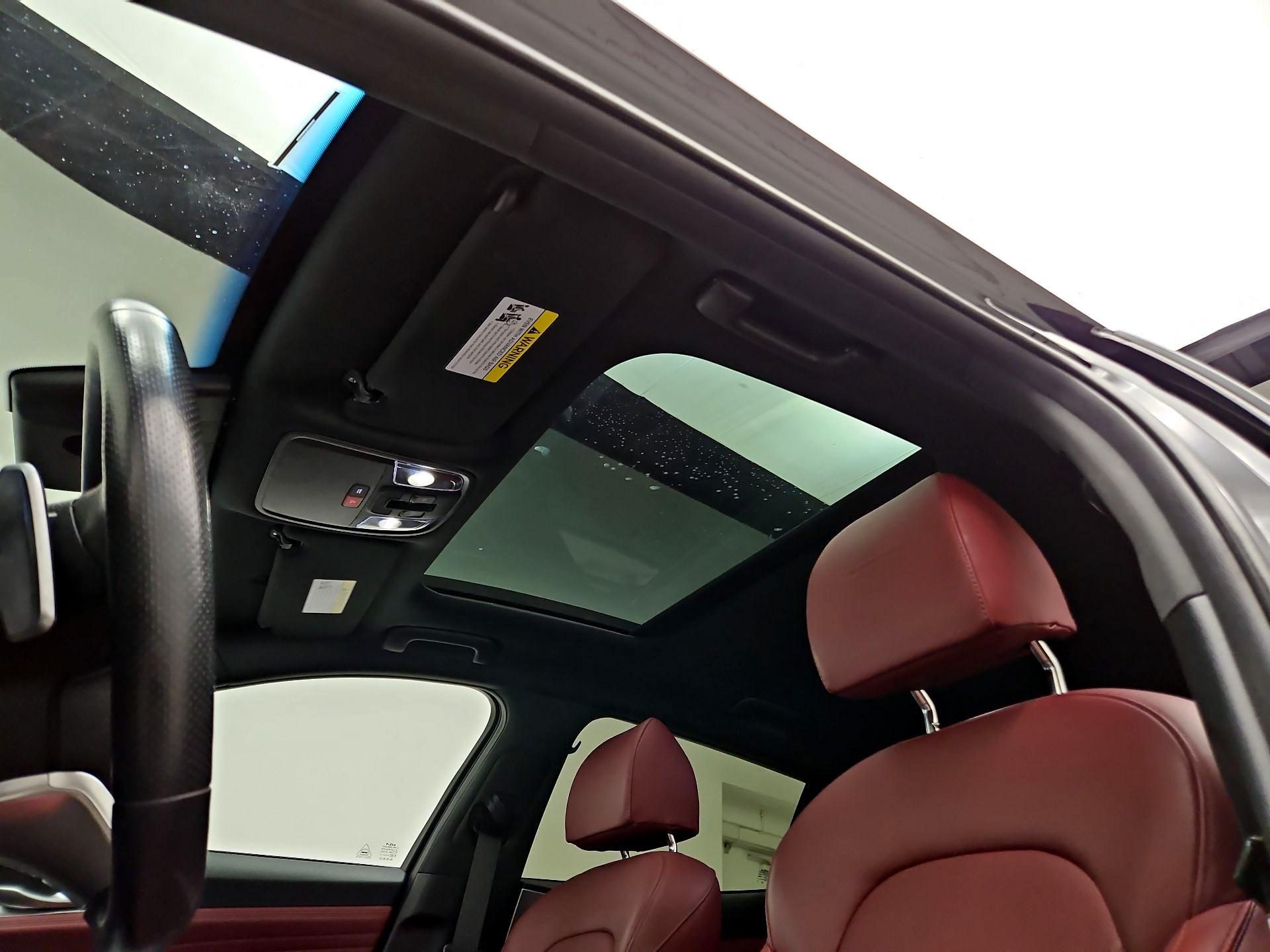 Thumbnail: 2023 Kia Stinger - 20