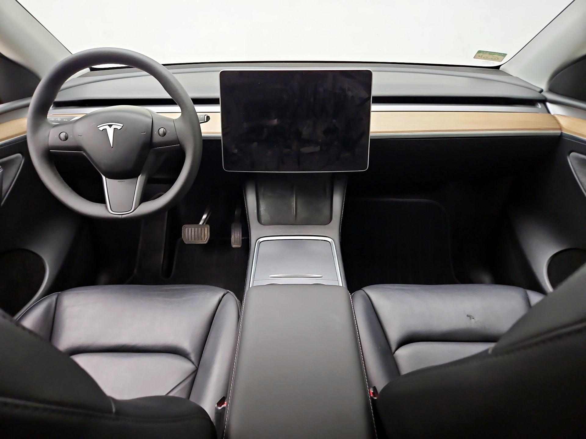 Thumbnail: 2024 Tesla Model Y - 9