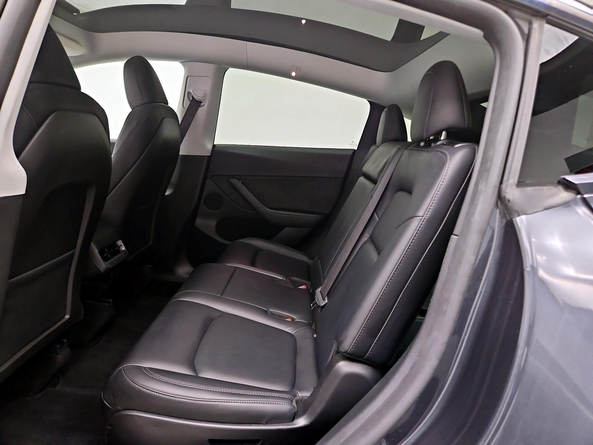 Thumbnail: 2024 Tesla Model Y - 18