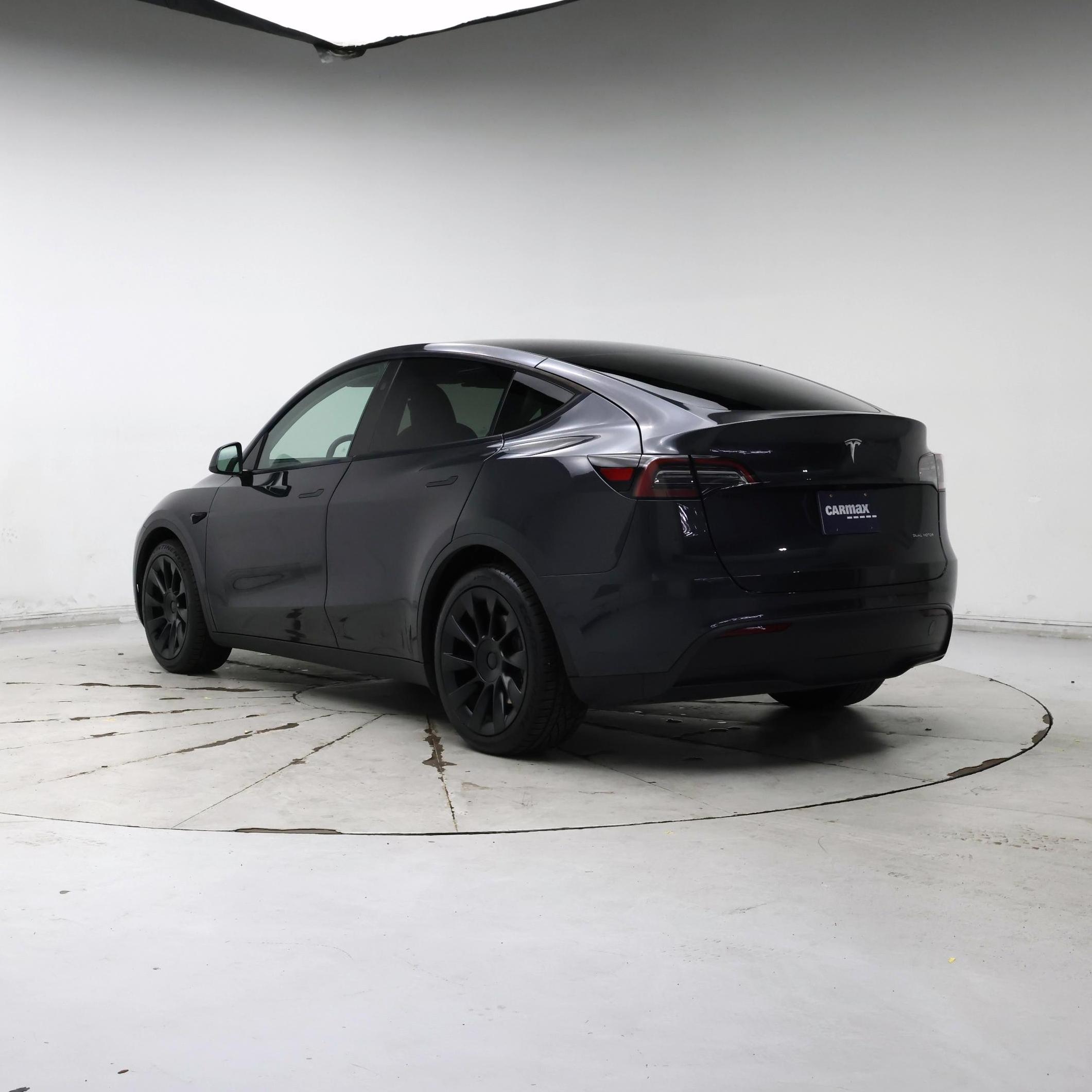 Thumbnail: 2024 Tesla Model Y - 2