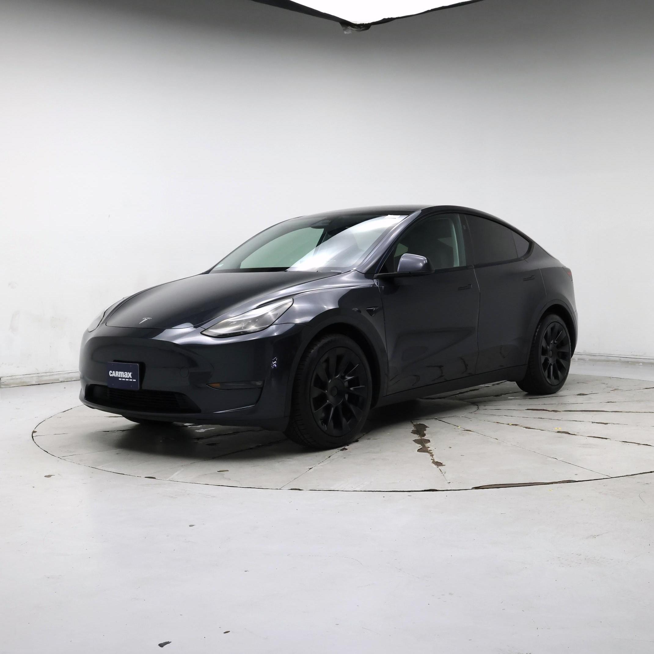 Thumbnail: 2024 Tesla Model Y - 4