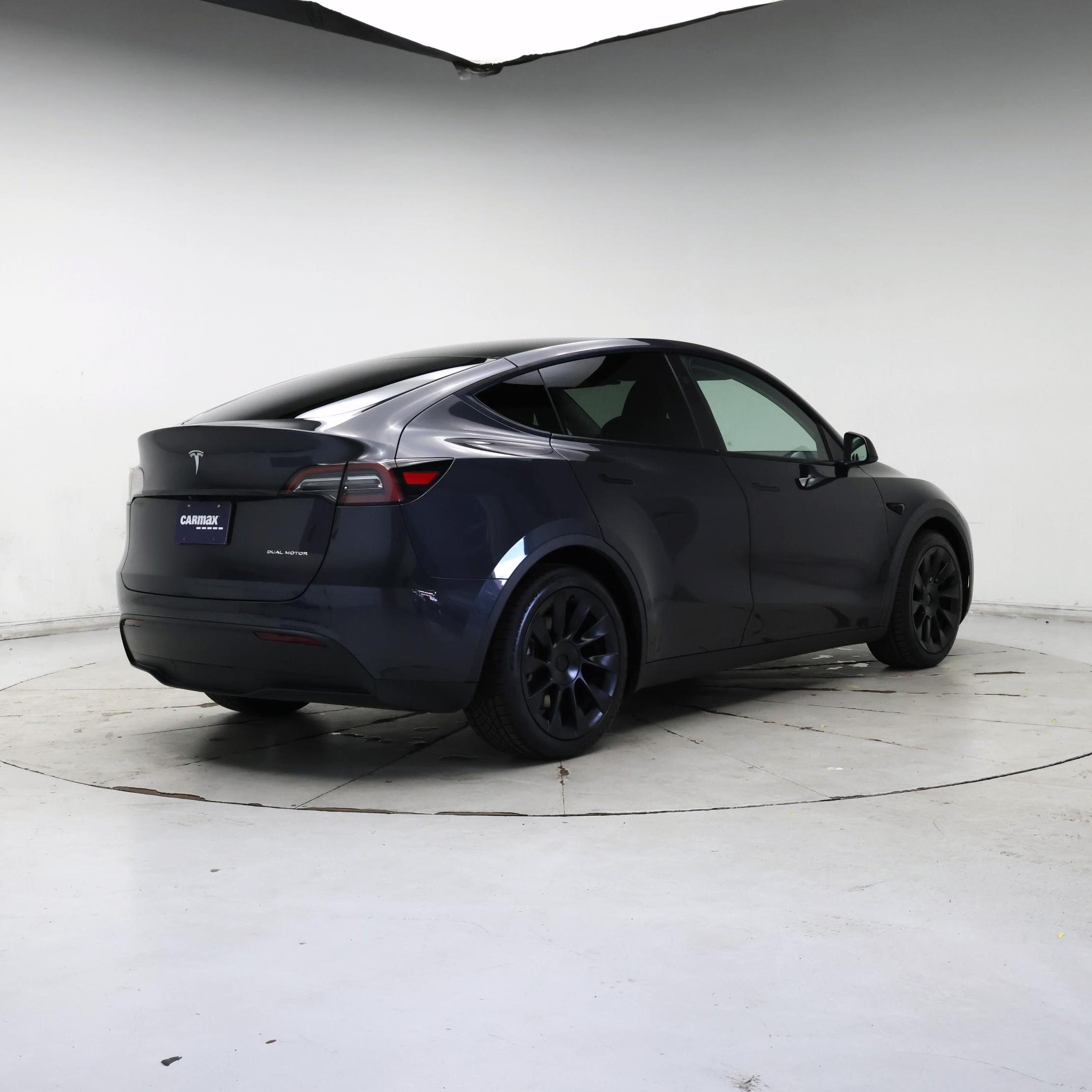 Thumbnail: 2024 Tesla Model Y - 8
