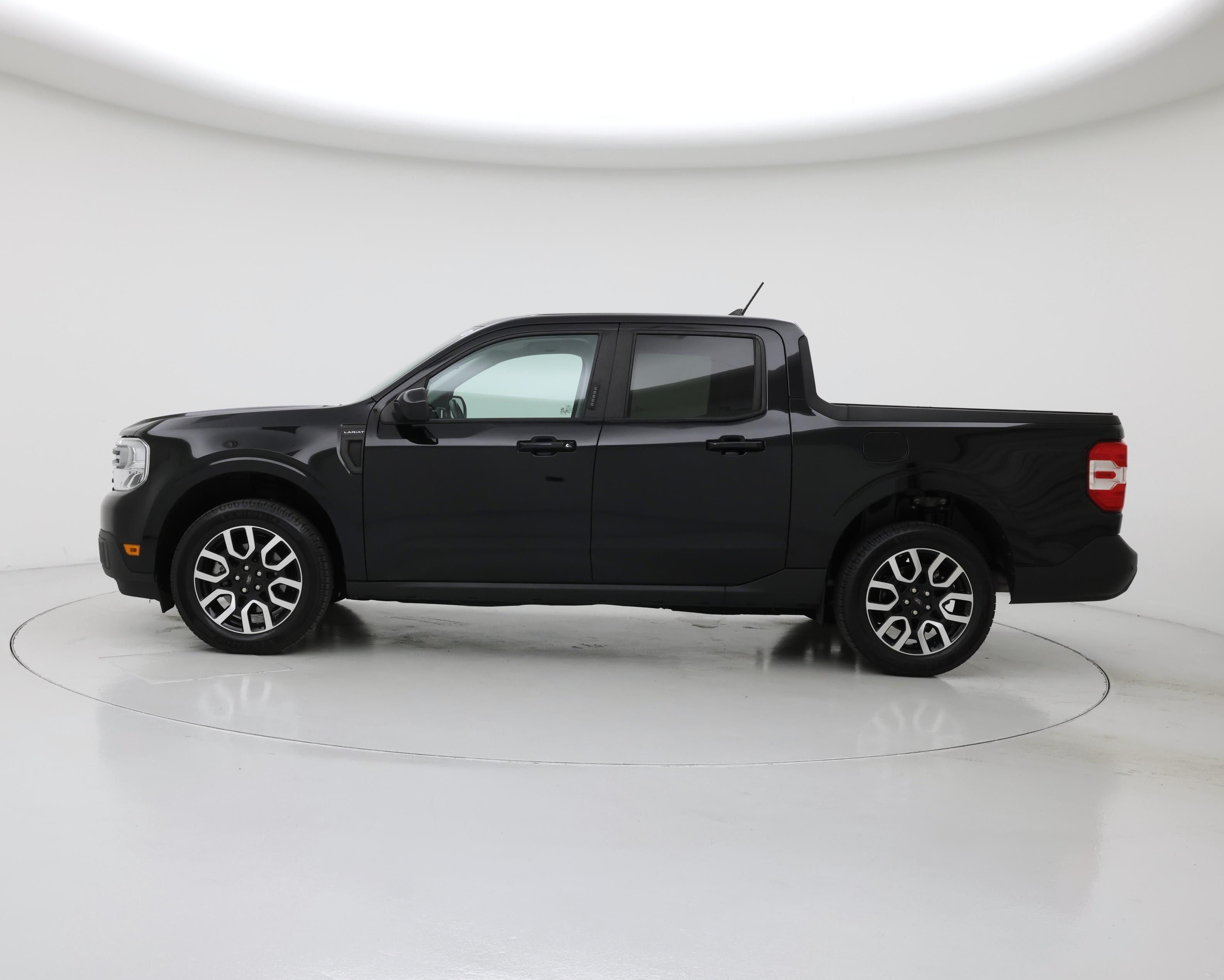 Thumbnail: 2022 Ford Maverick - 3