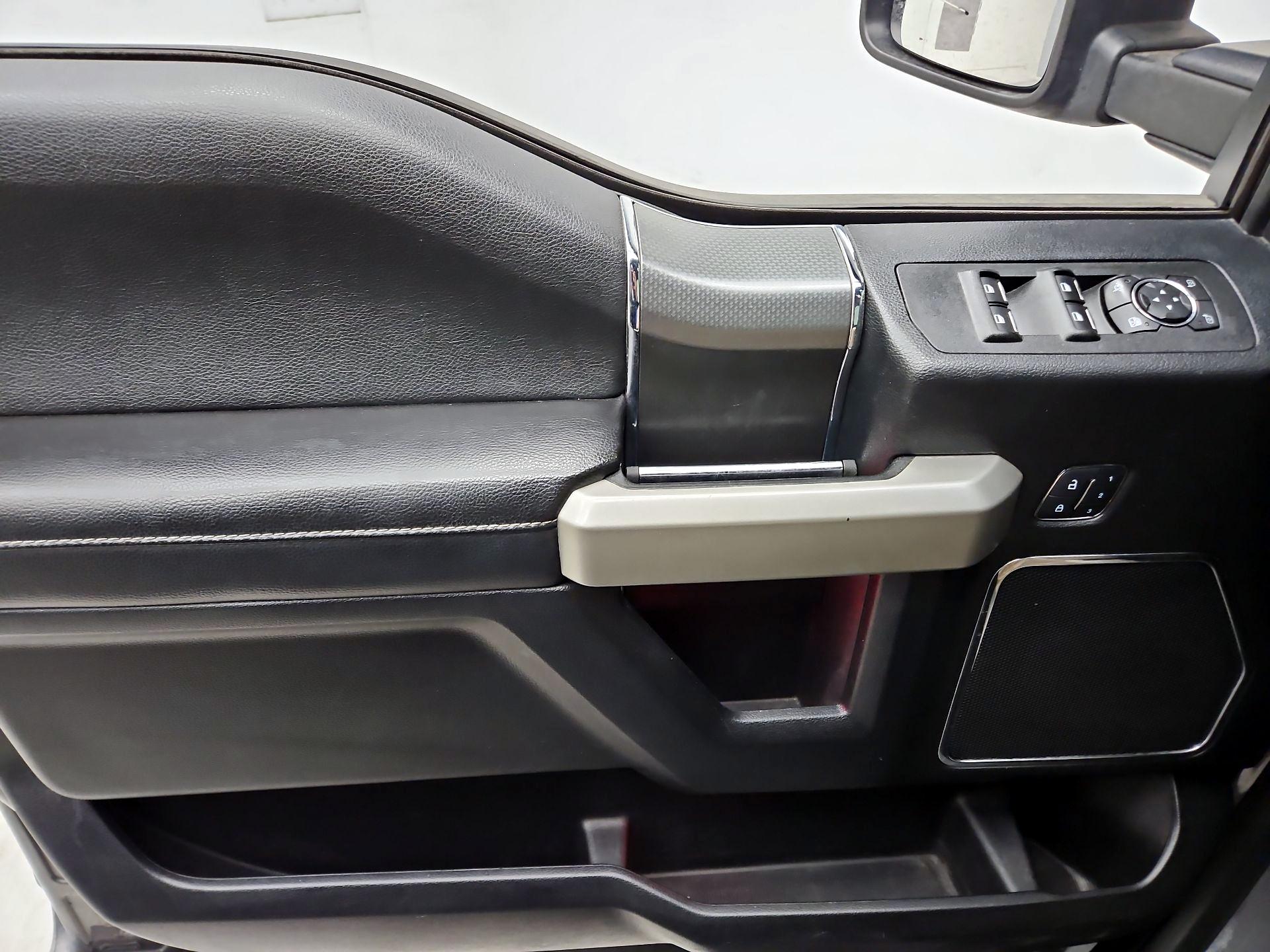 Thumbnail: 2017 Ford F-150 - 12