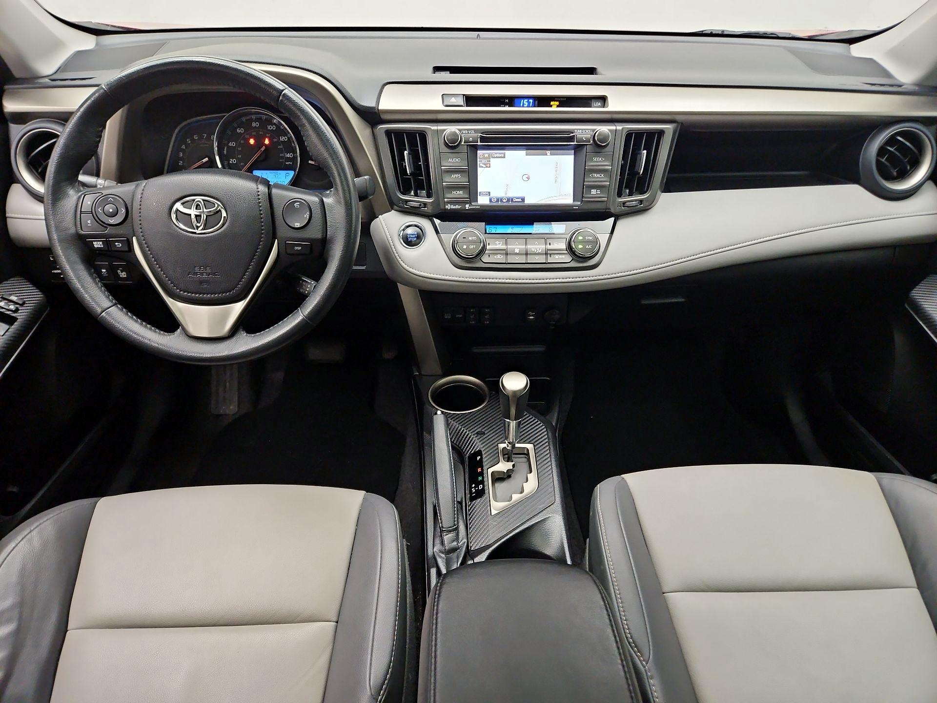 Thumbnail: 2015 Toyota RAV4 - 9
