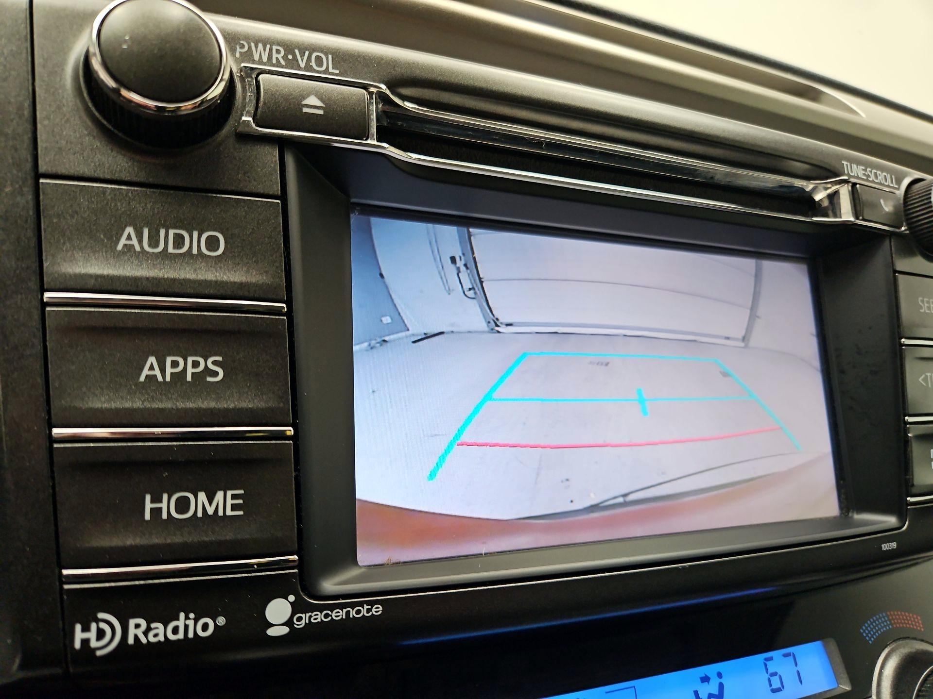 Thumbnail: 2015 Toyota RAV4 - 15