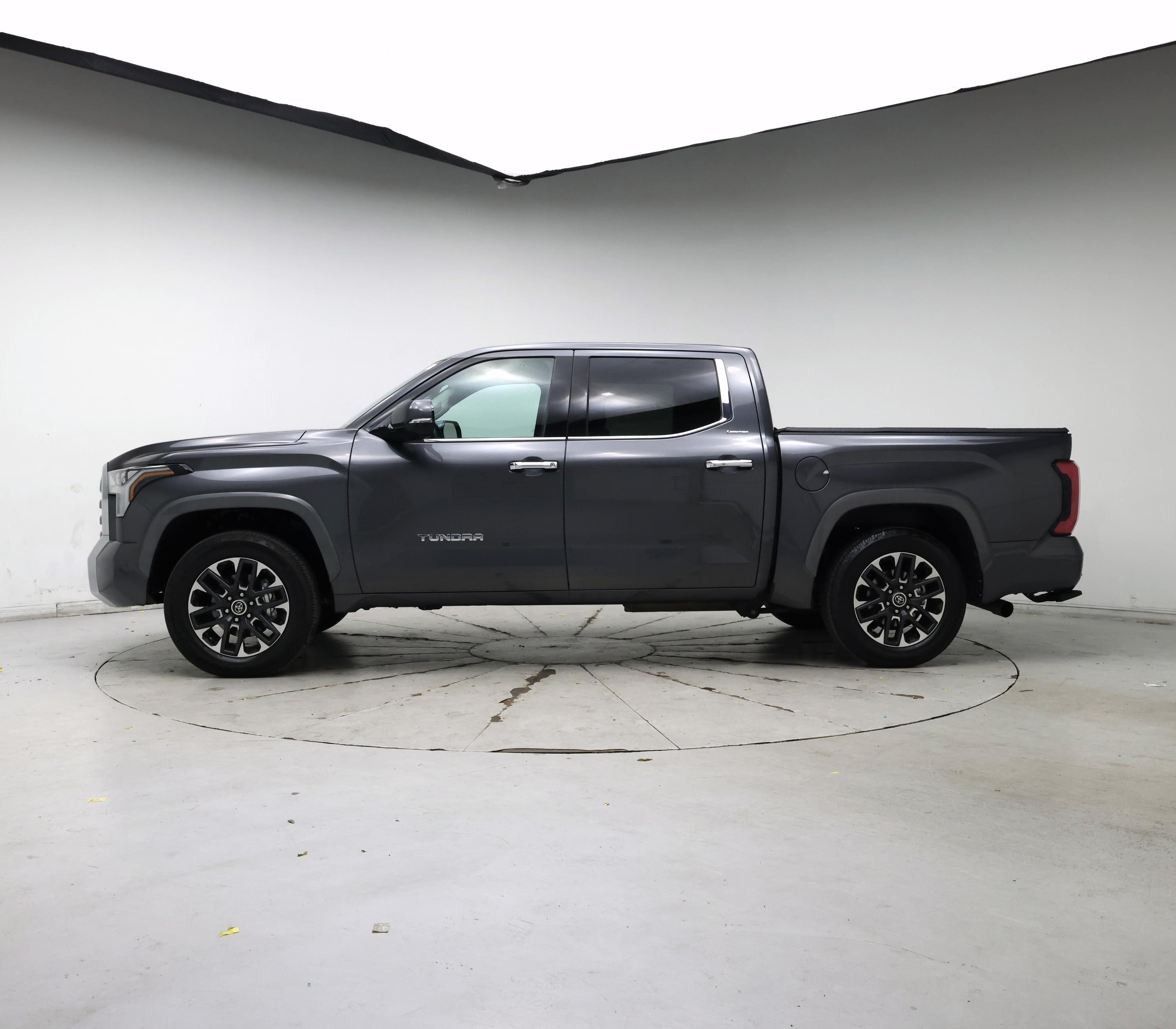 Thumbnail: 2023 Toyota Tundra - 3