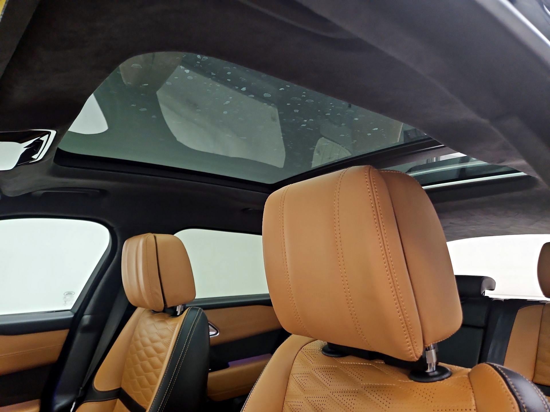 Thumbnail: 2020 Land Rover Range Rover Velar - 19