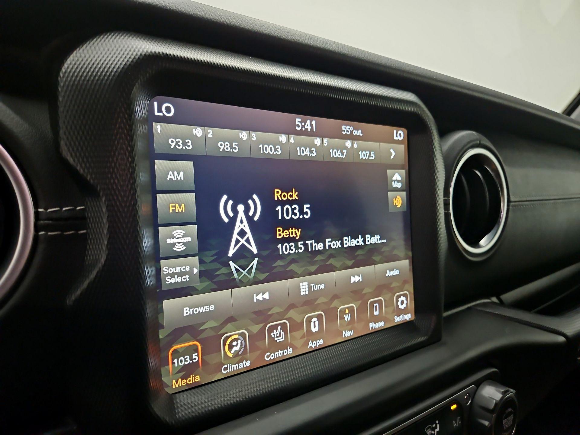 Thumbnail: 2021 Jeep Wrangler - 16