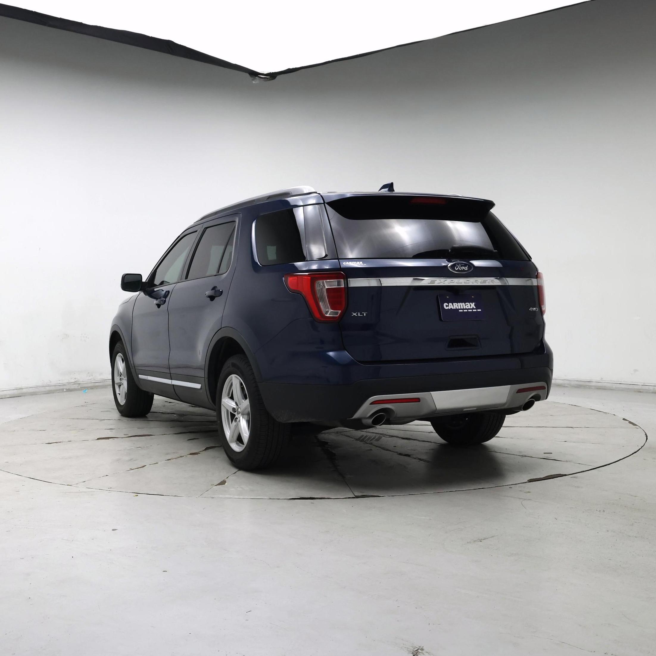 Thumbnail: 2017 Ford Explorer - 2