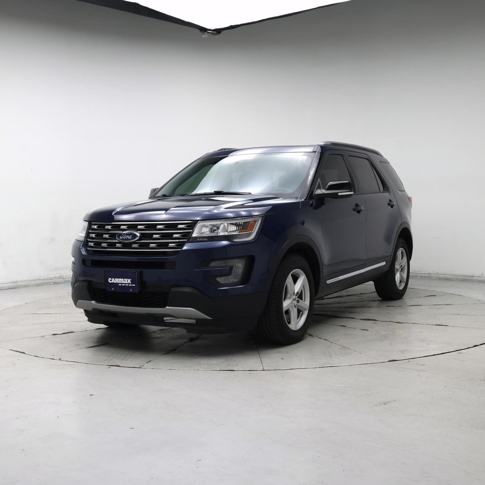 Thumbnail: 2017 Ford Explorer - 4