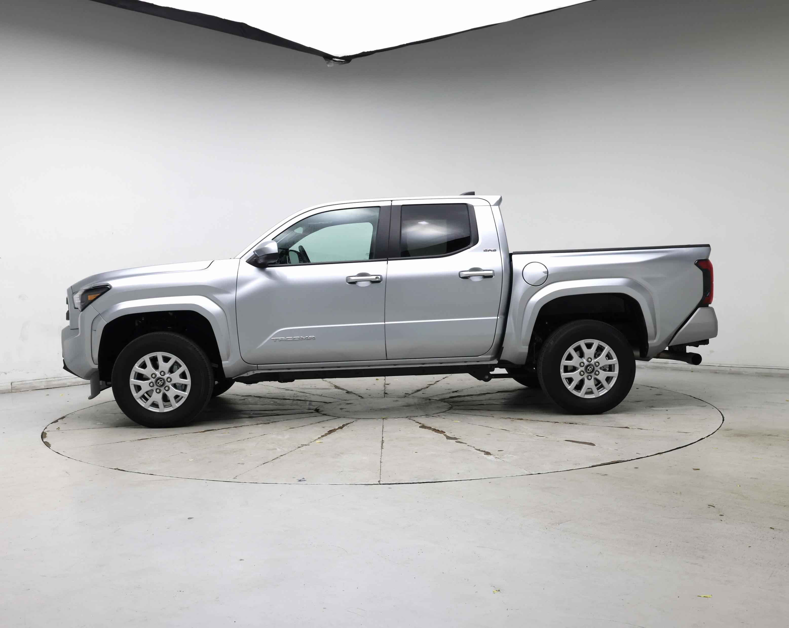 Thumbnail: 2025 Toyota Tacoma - 3