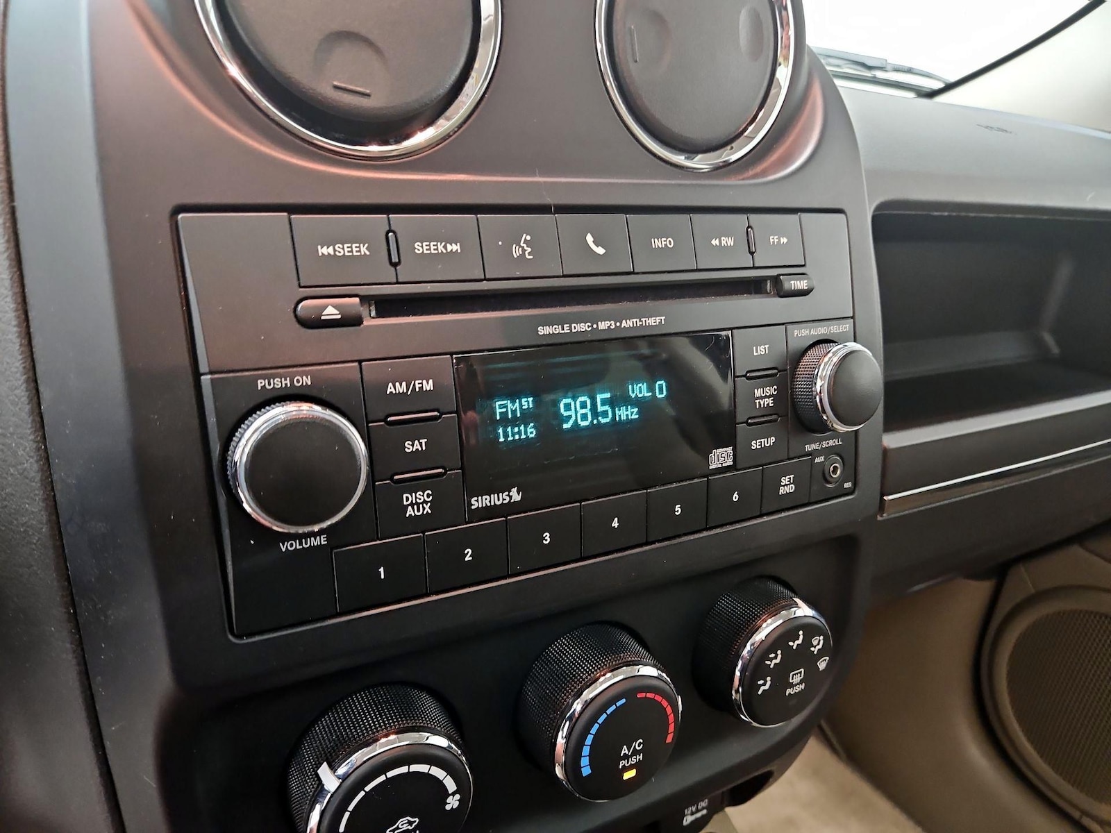 2016 Jeep Patriot Latitude - Photo 14