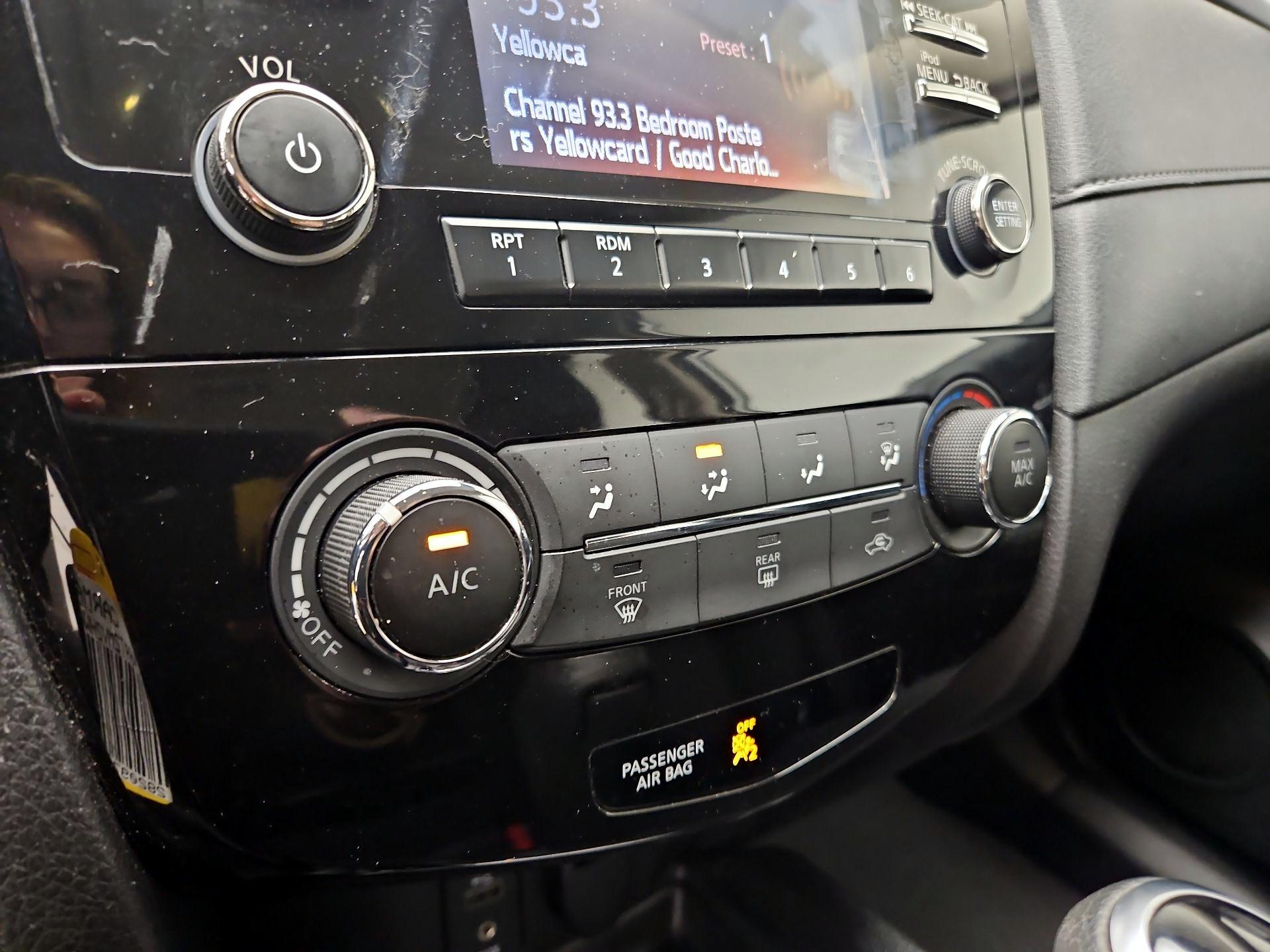 Thumbnail: 2017 Nissan Rogue - 16
