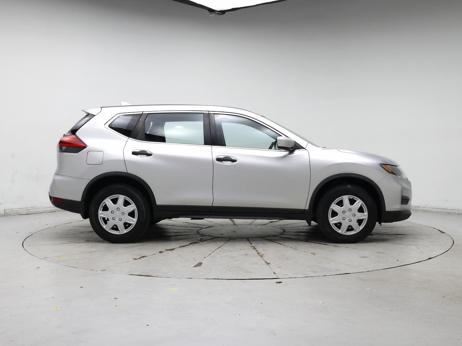 2017 Nissan Rogue S - Photo 8