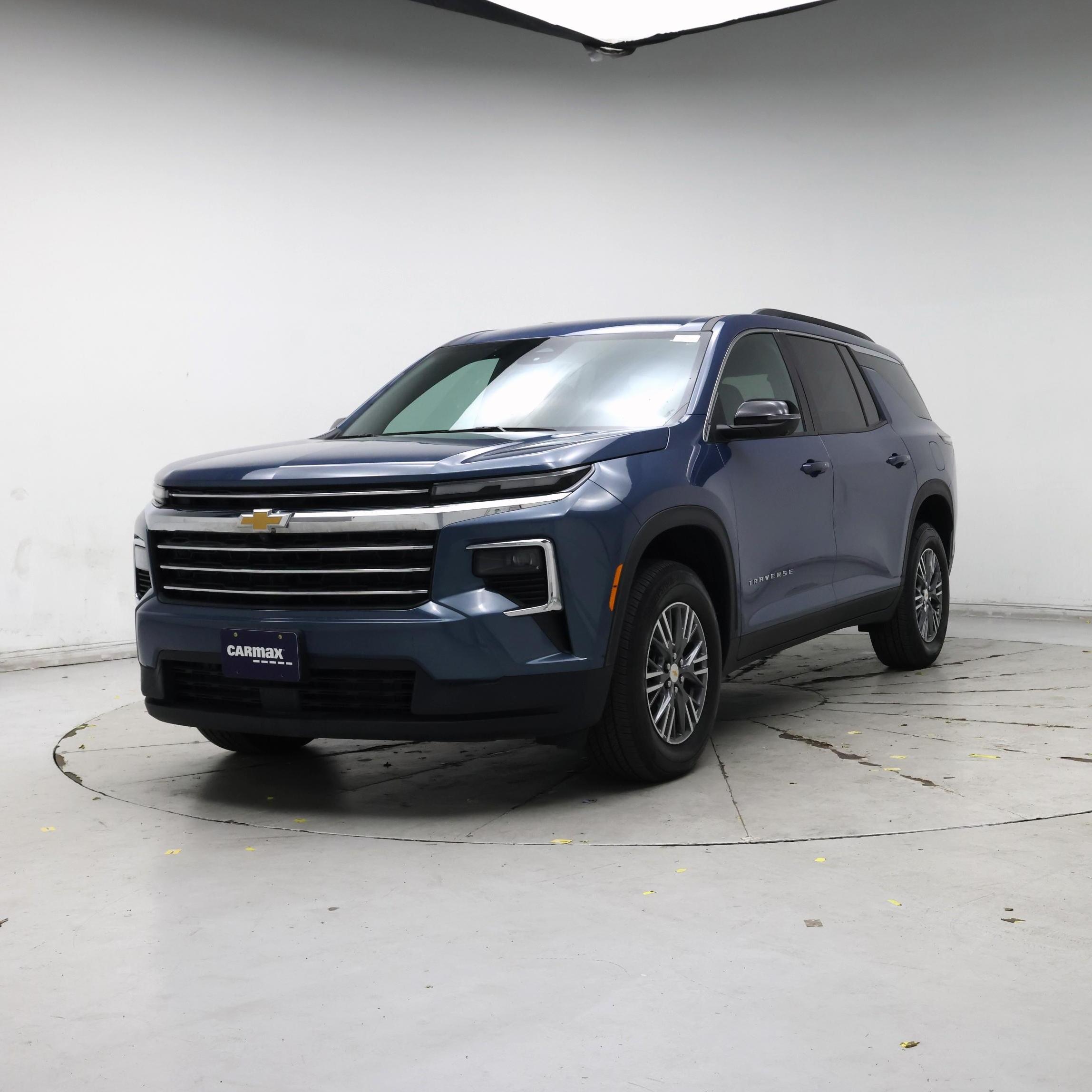 Thumbnail: 2025 Chevrolet Traverse - 4