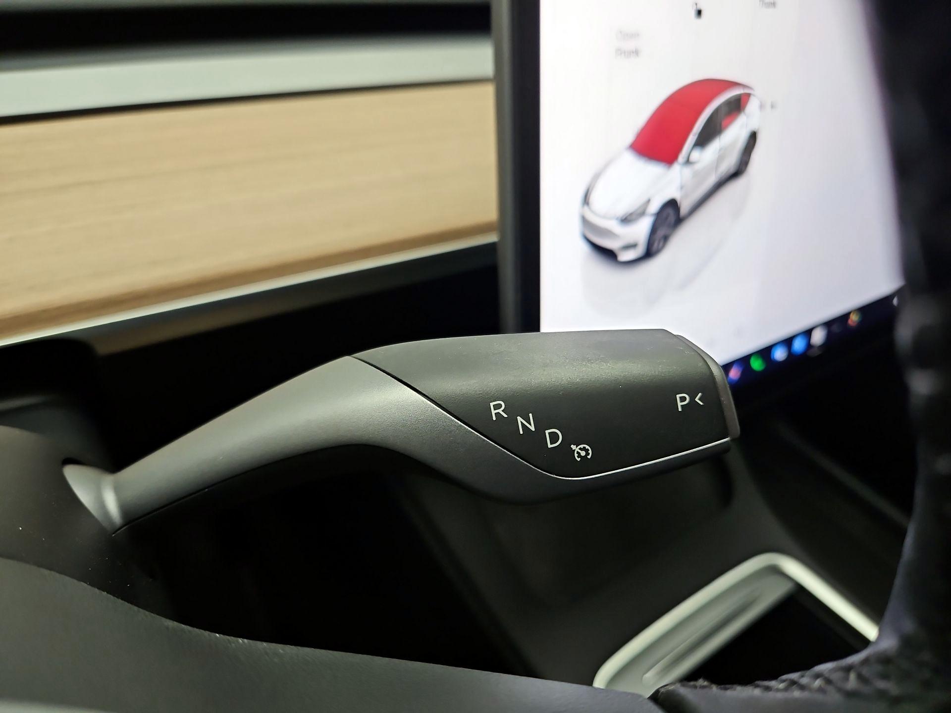 Thumbnail: 2025 Tesla Model Y - 17