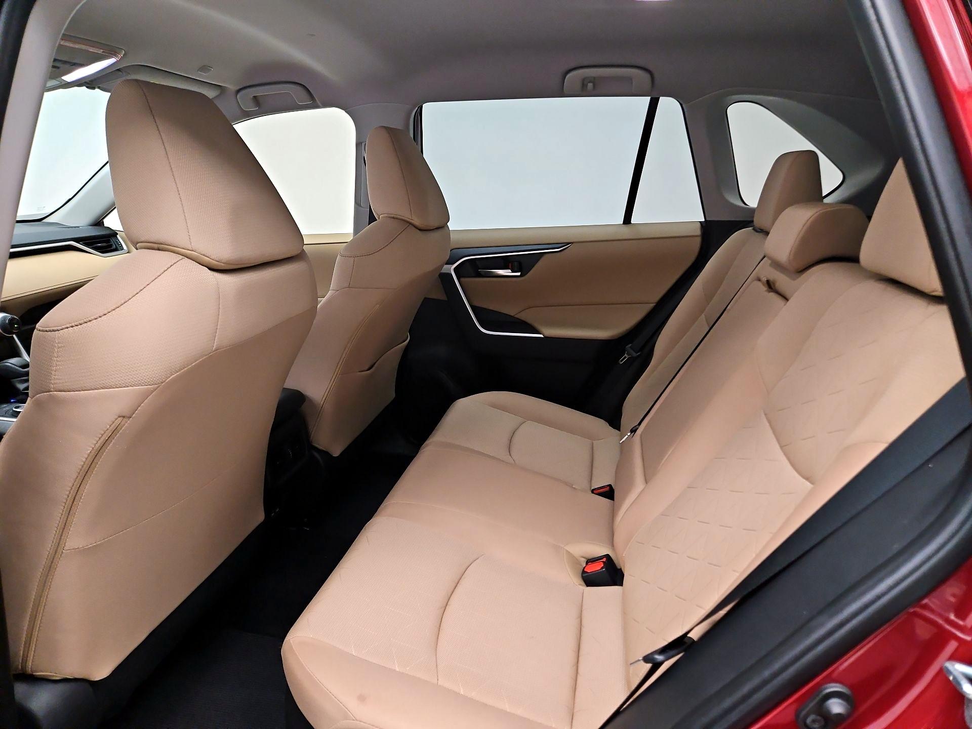 Thumbnail: 2025 Toyota RAV4 - 19