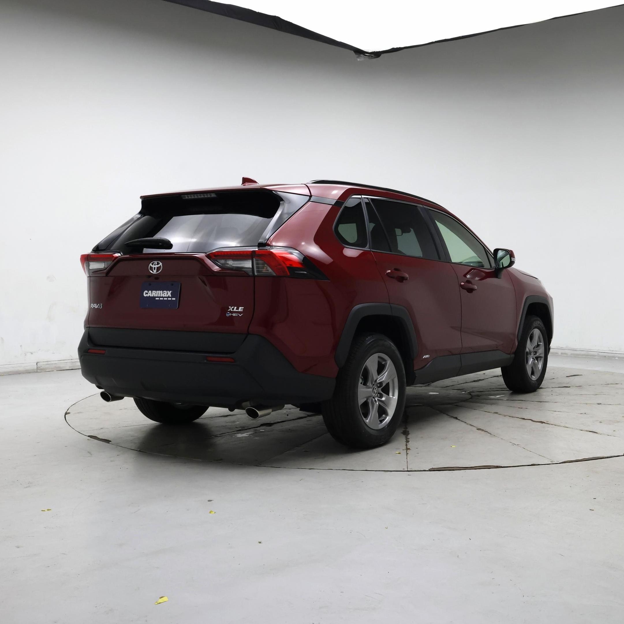 Thumbnail: 2025 Toyota RAV4 - 8