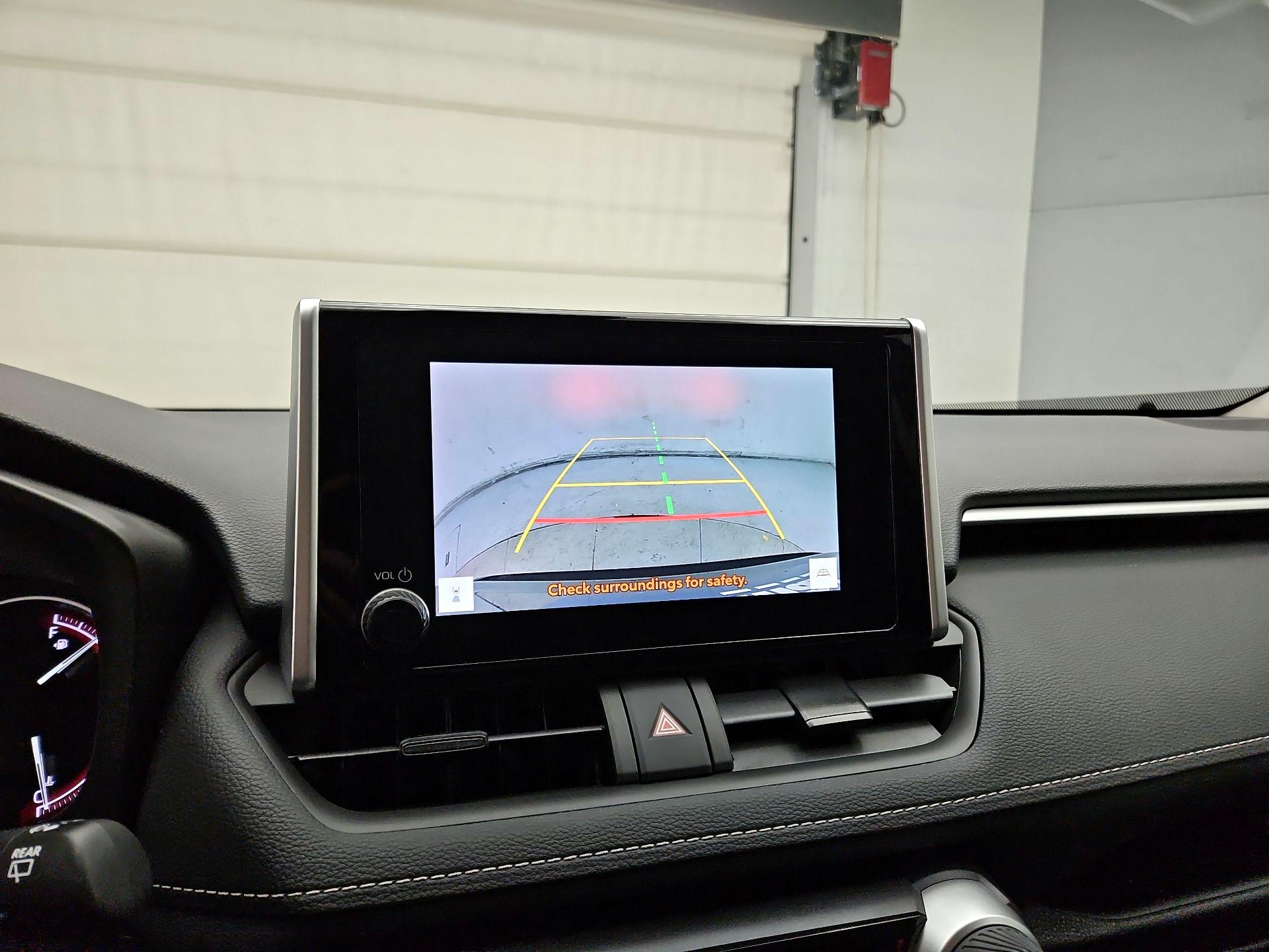 Thumbnail: 2025 Toyota RAV4 - 12