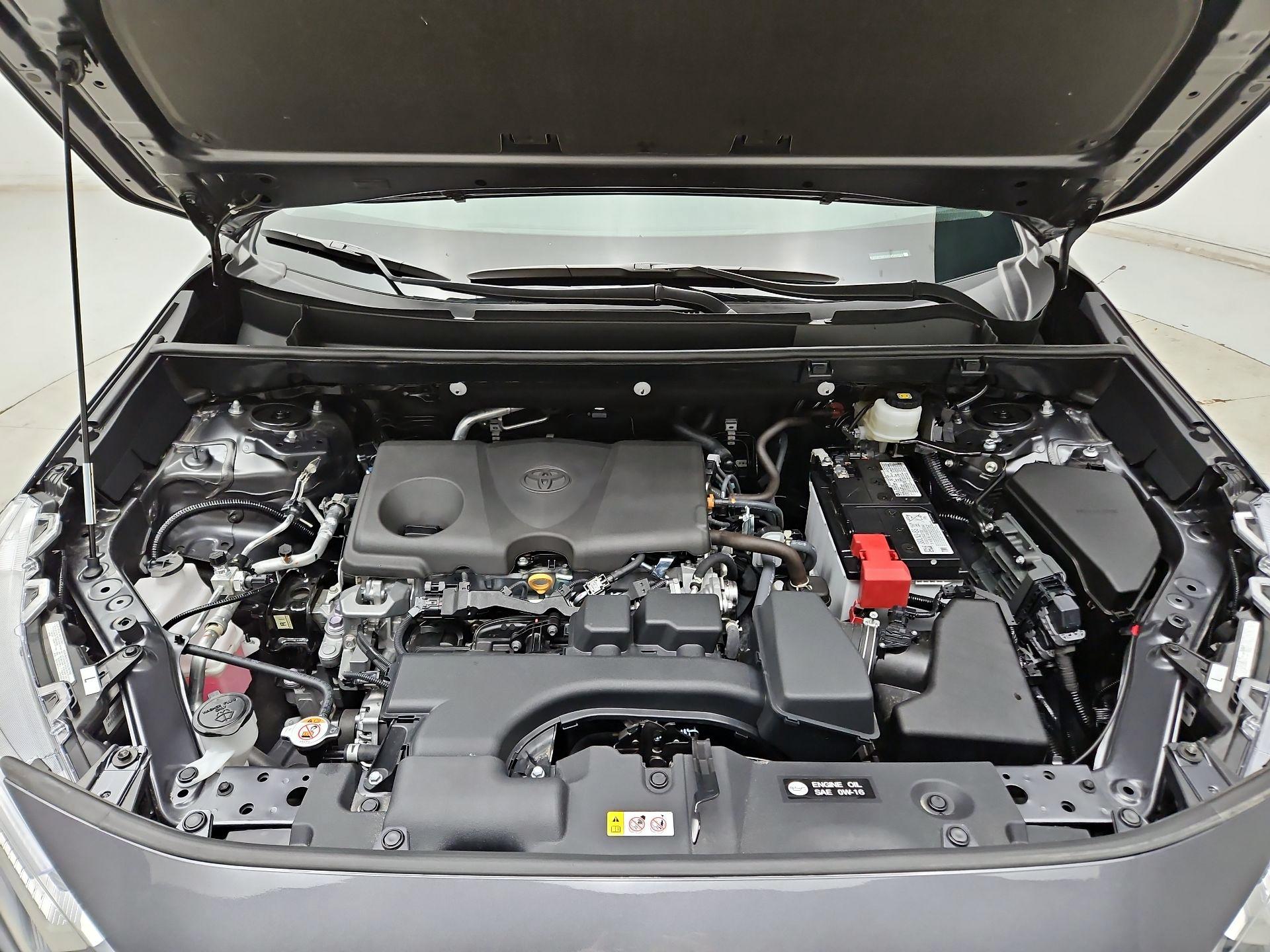 Thumbnail: 2025 Toyota RAV4 - 20