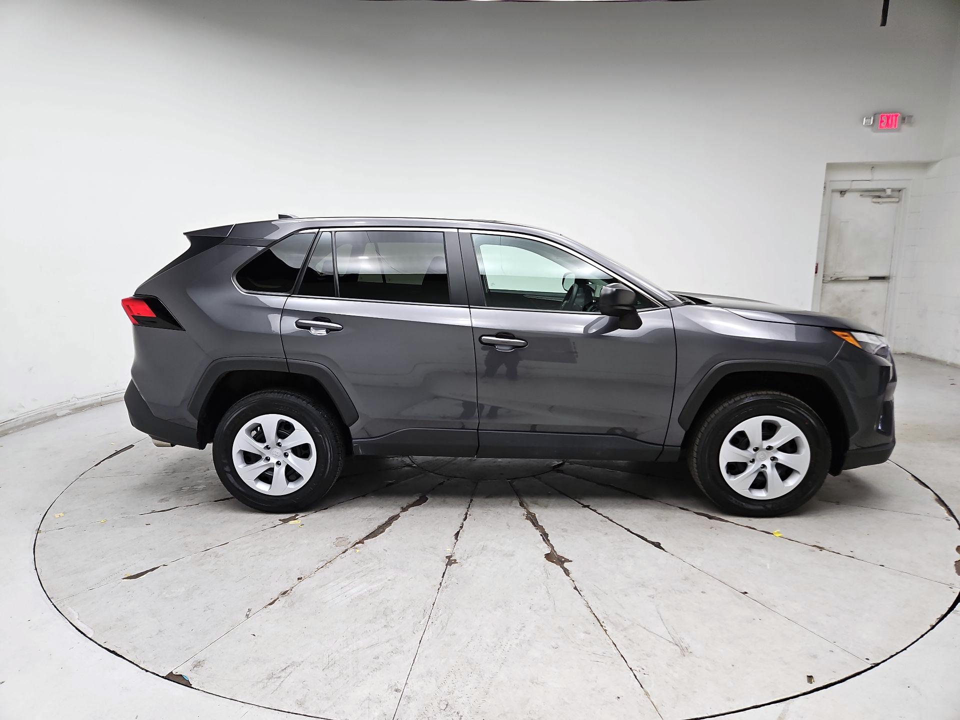 Thumbnail: 2025 Toyota RAV4 - 4