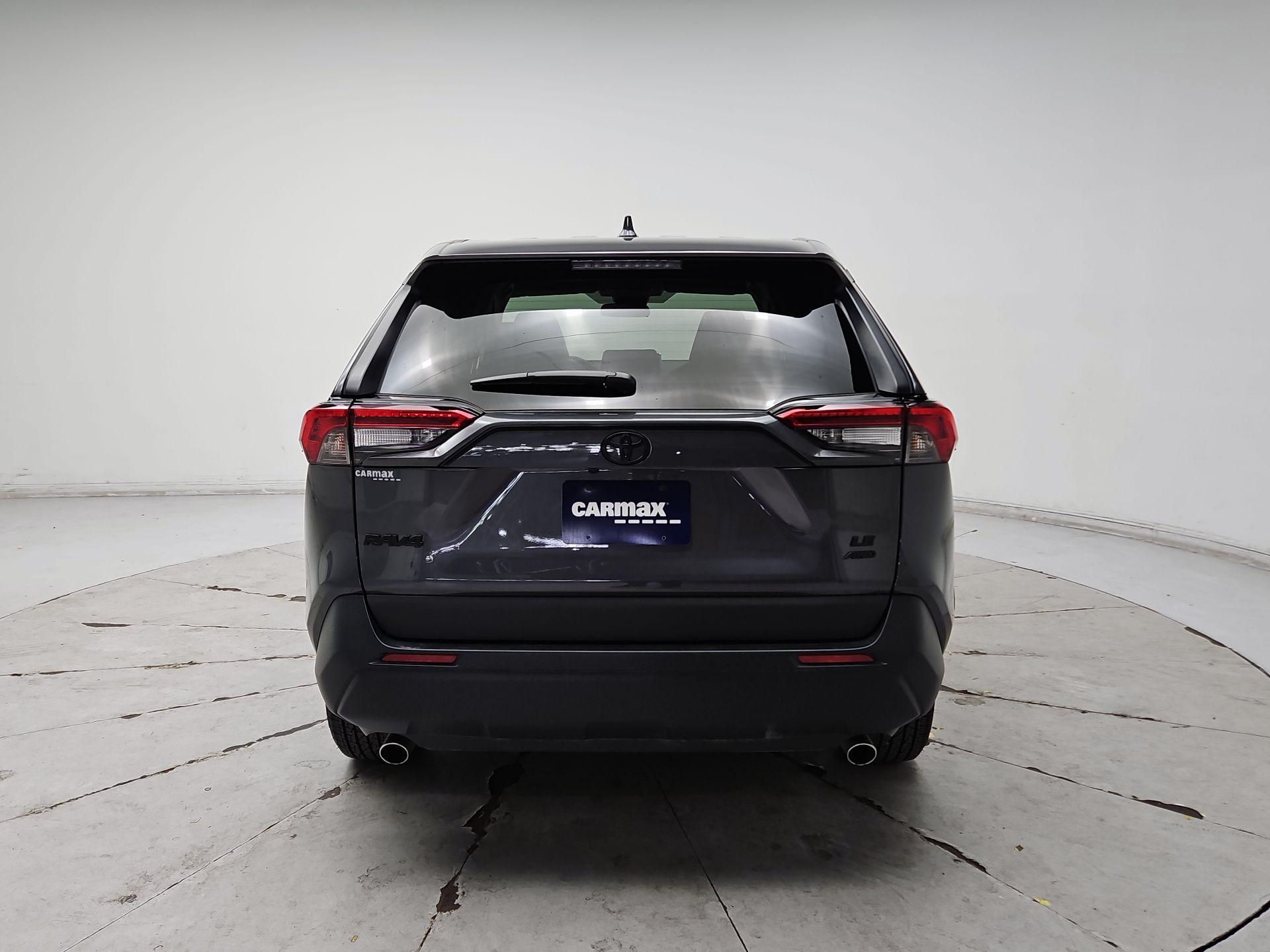 Thumbnail: 2025 Toyota RAV4 - 6