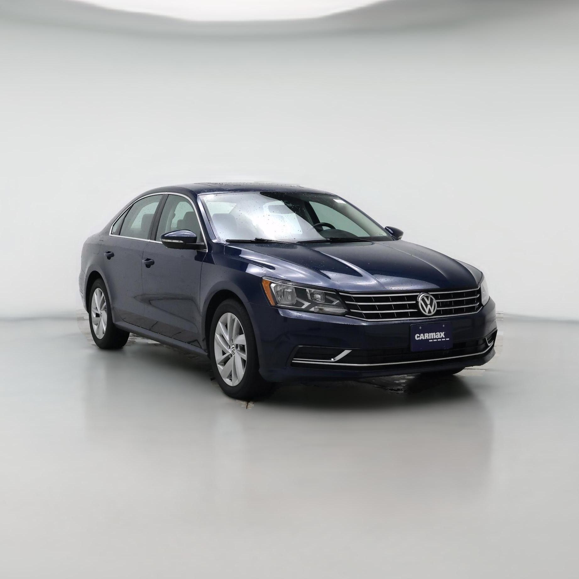 Thumbnail: 2018 Volkswagen Passat - 1