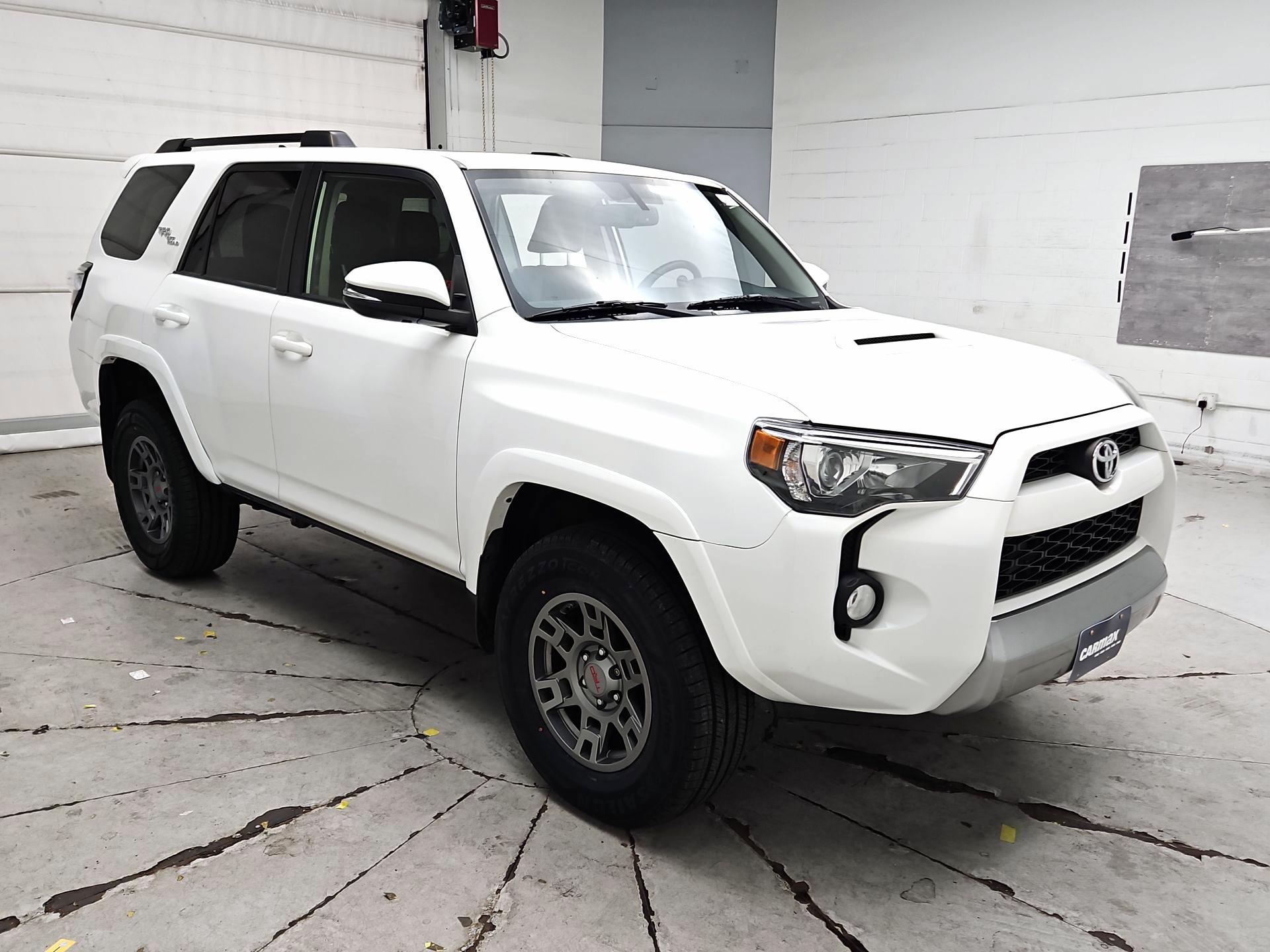 Thumbnail: 2019 Toyota 4Runner - 1