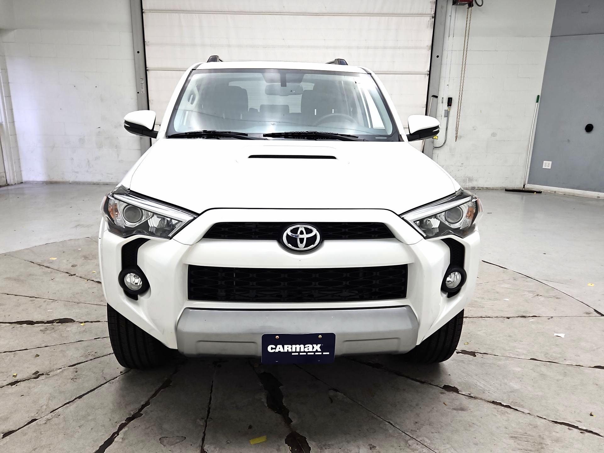 Thumbnail: 2019 Toyota 4Runner - 2