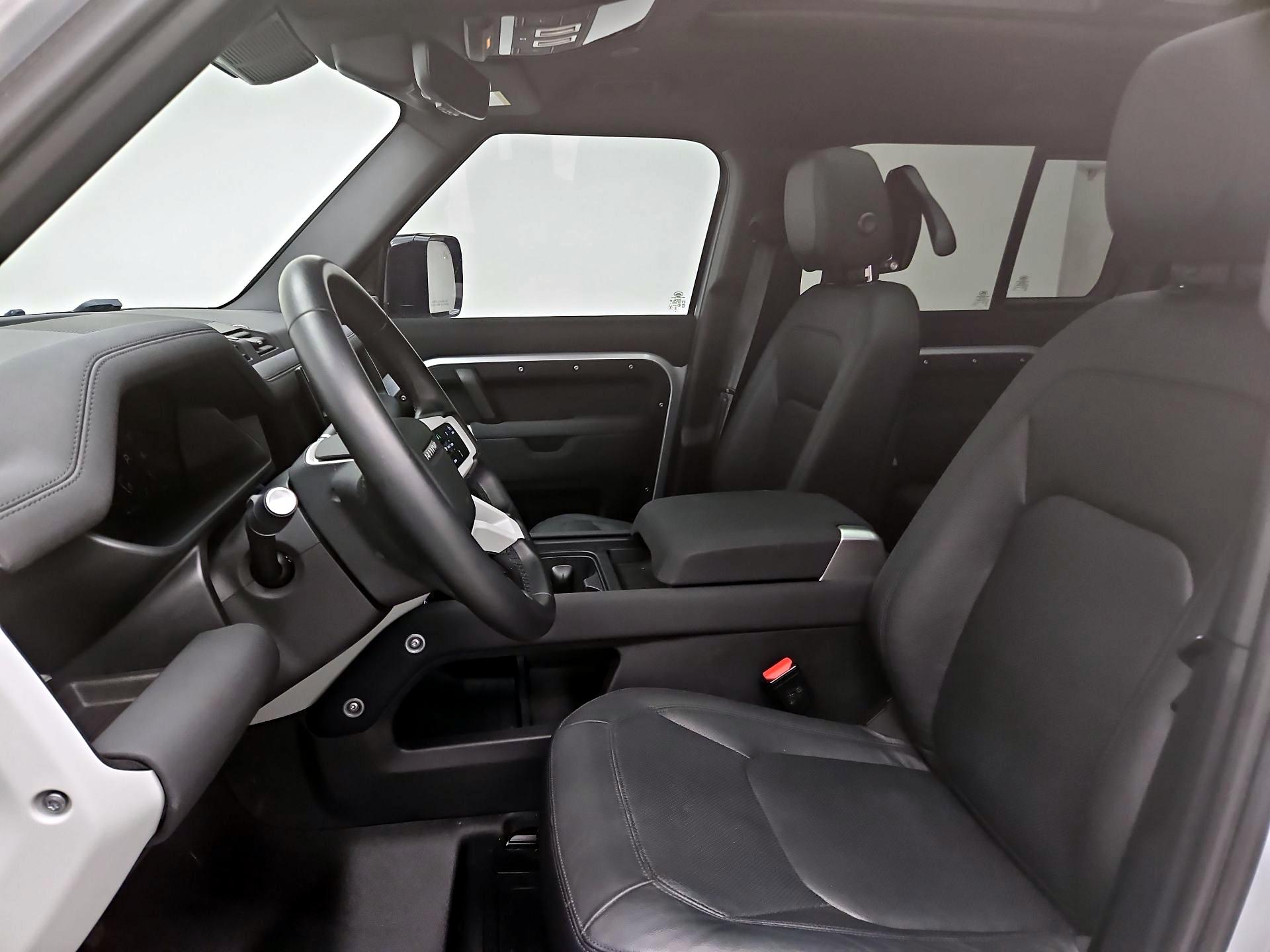 Thumbnail: 2023 Land Rover Defender - 11