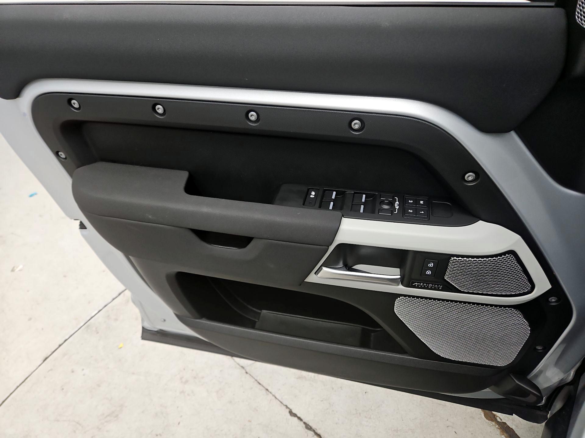 Thumbnail: 2023 Land Rover Defender - 12