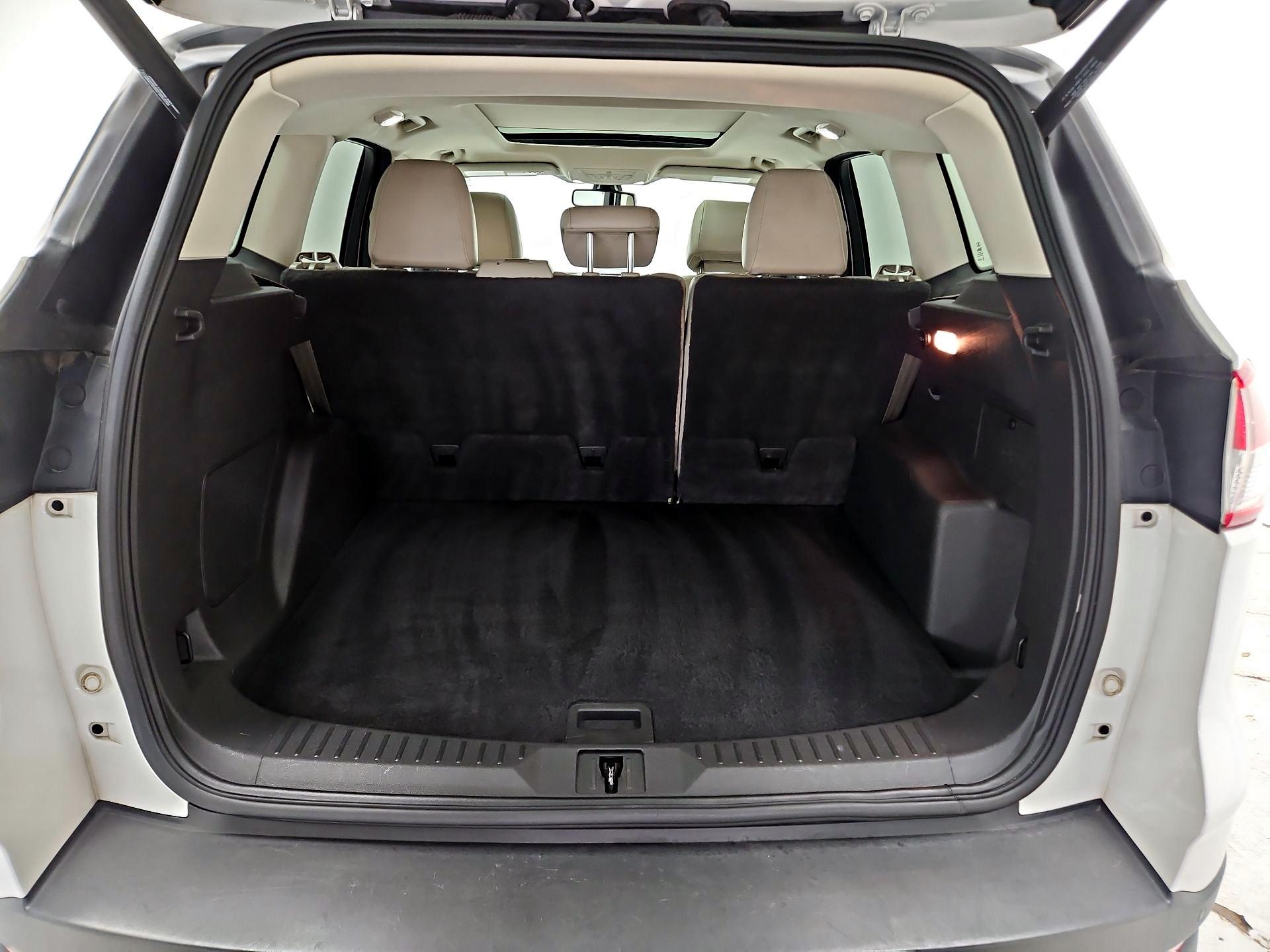 Thumbnail: 2015 Ford Escape - 19