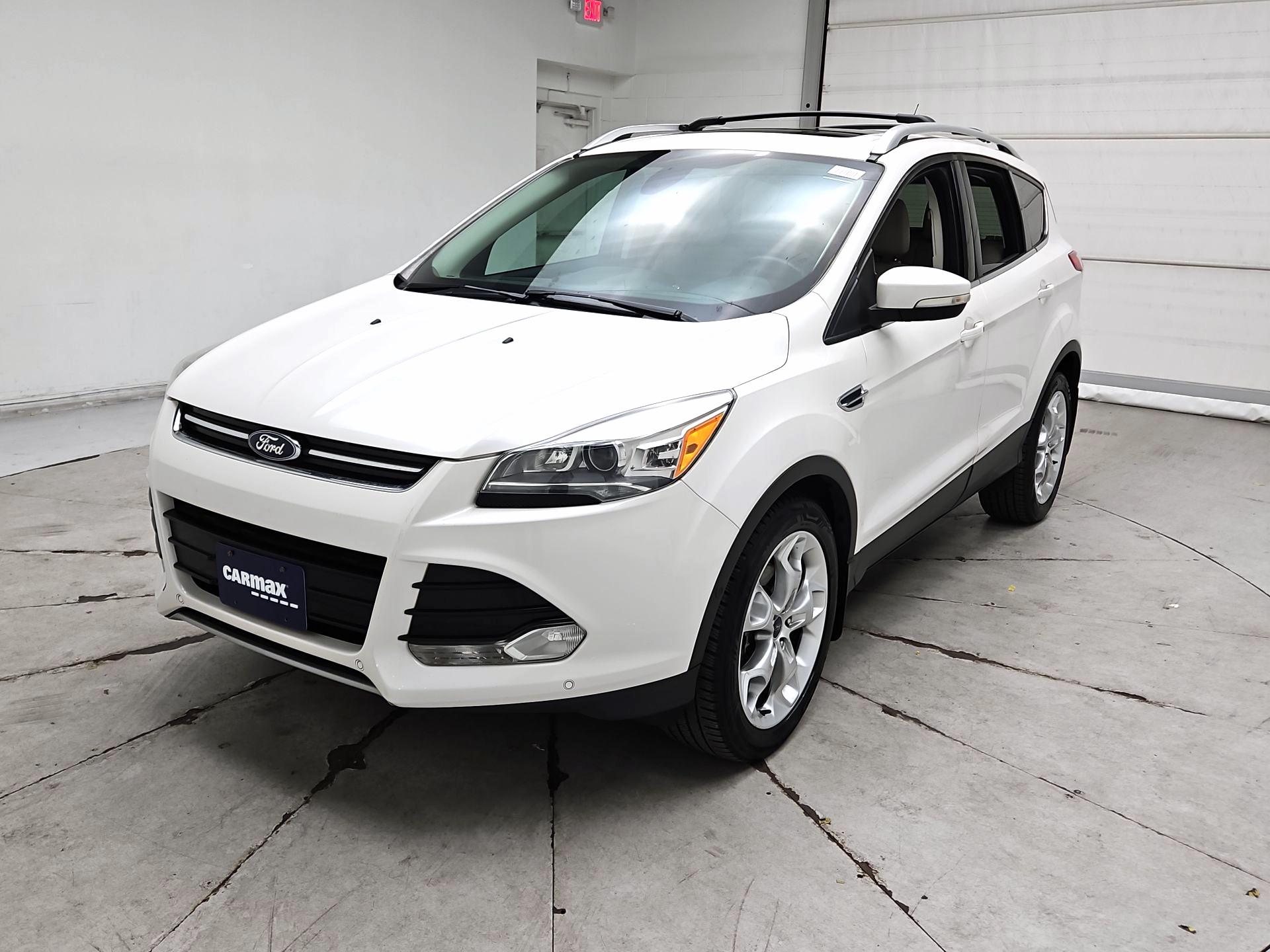 Thumbnail: 2015 Ford Escape - 3