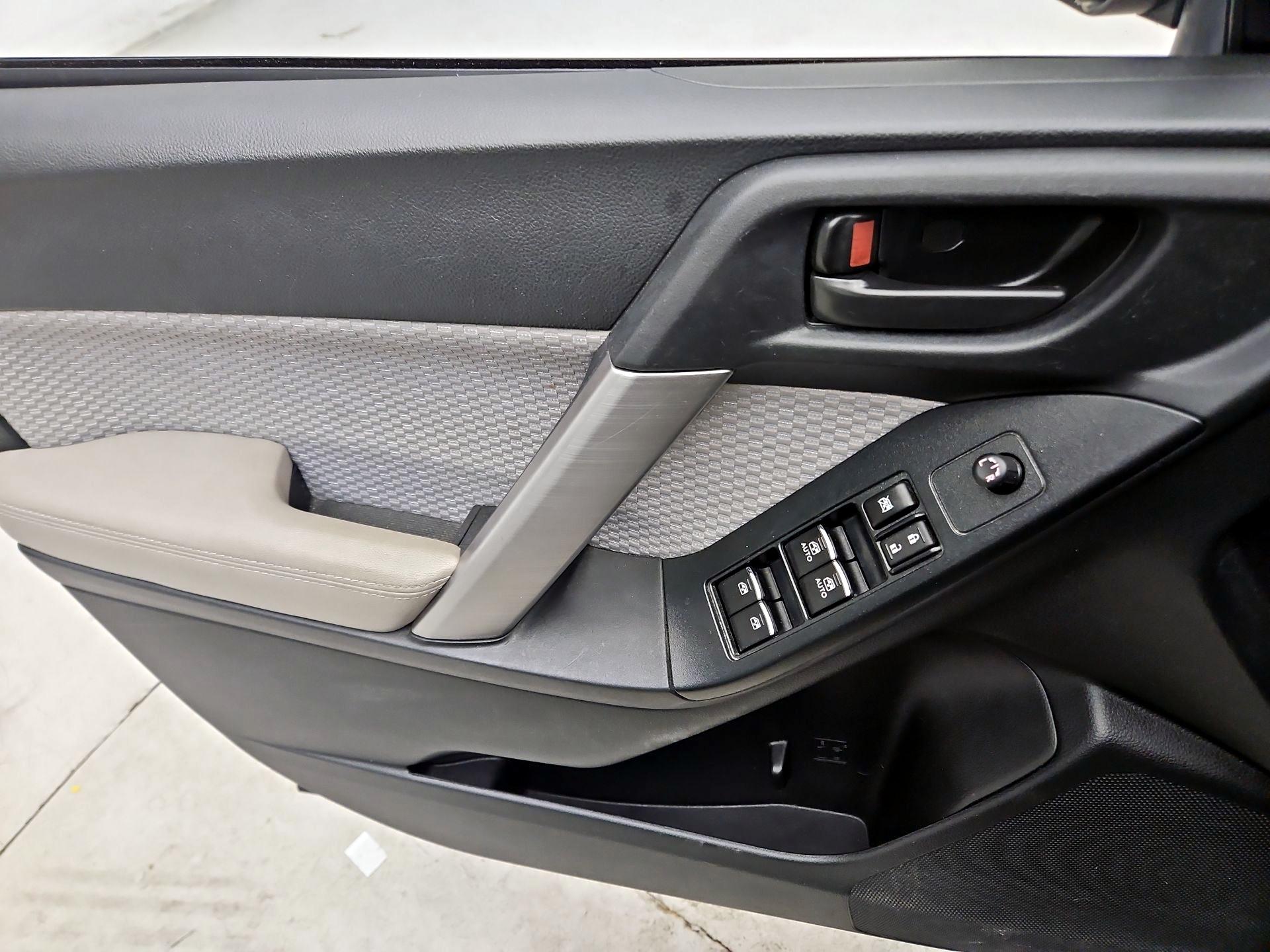 Thumbnail: 2018 Subaru Forester - 12