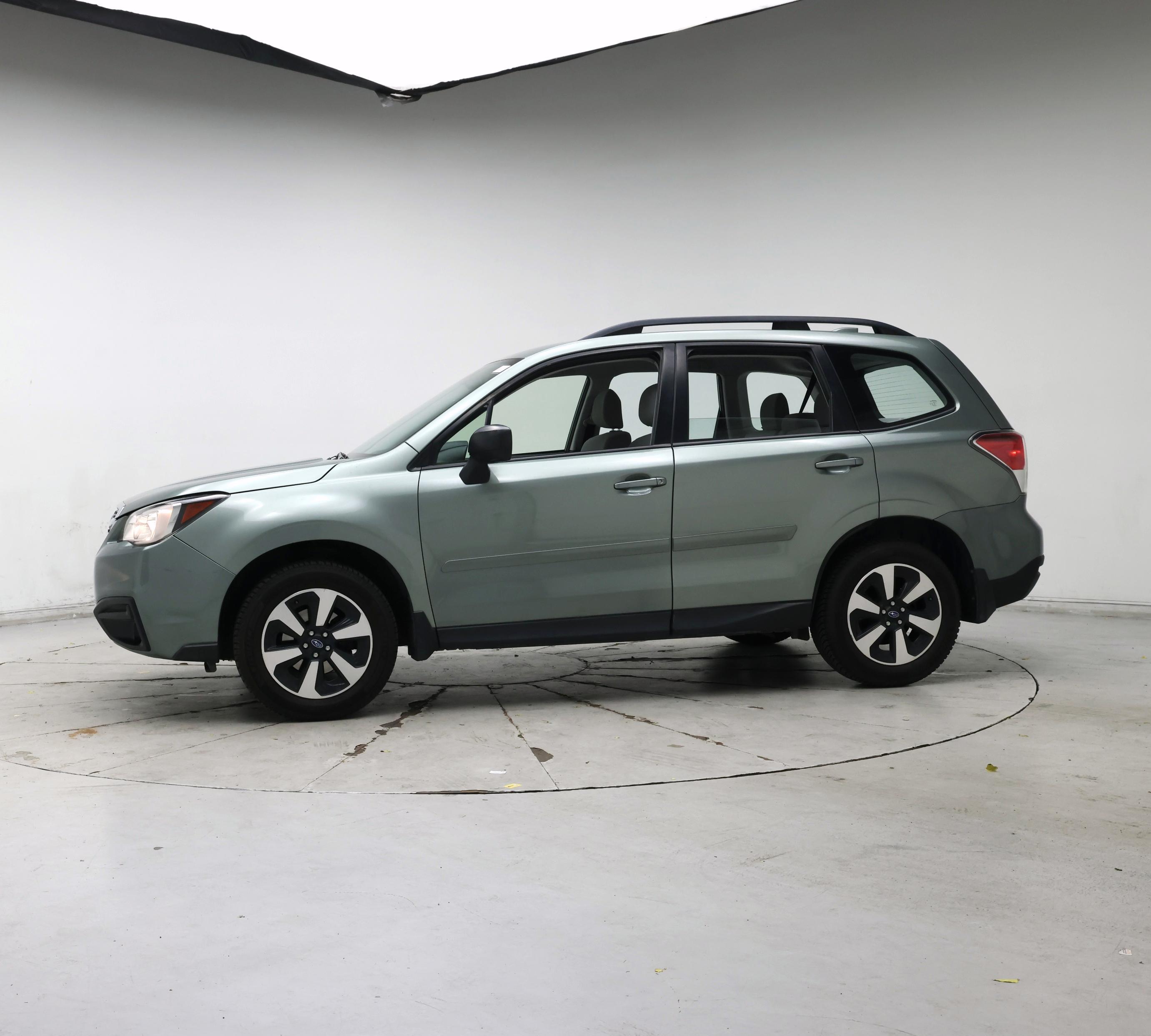 Thumbnail: 2018 Subaru Forester - 3