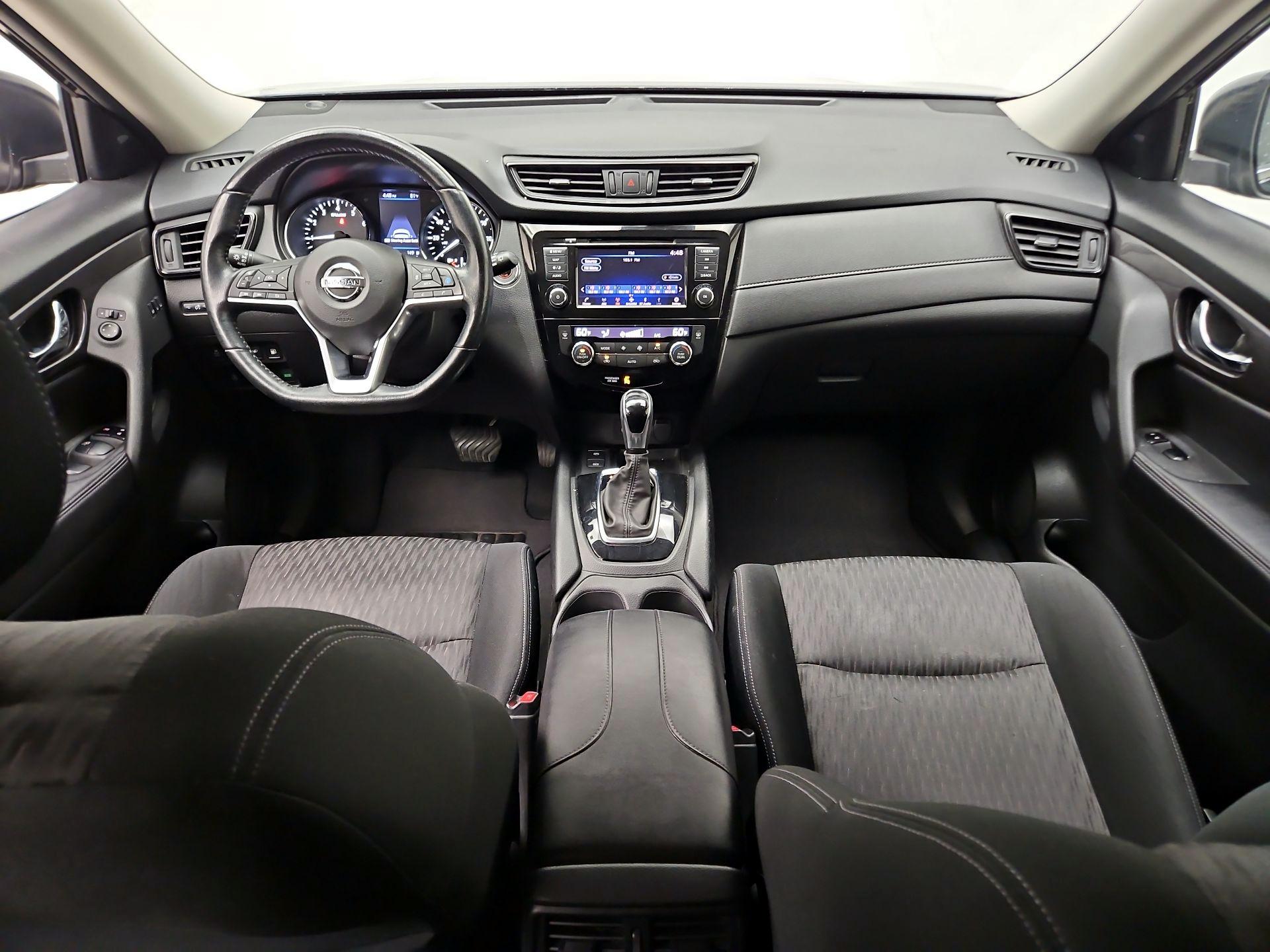 Thumbnail: 2020 Nissan Rogue - 9