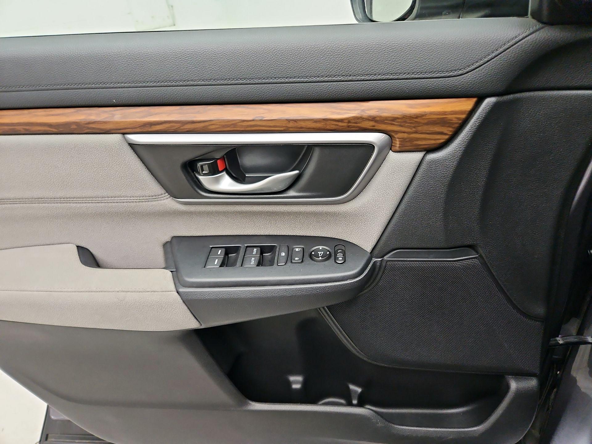 Thumbnail: 2018 Honda CR-V - 10