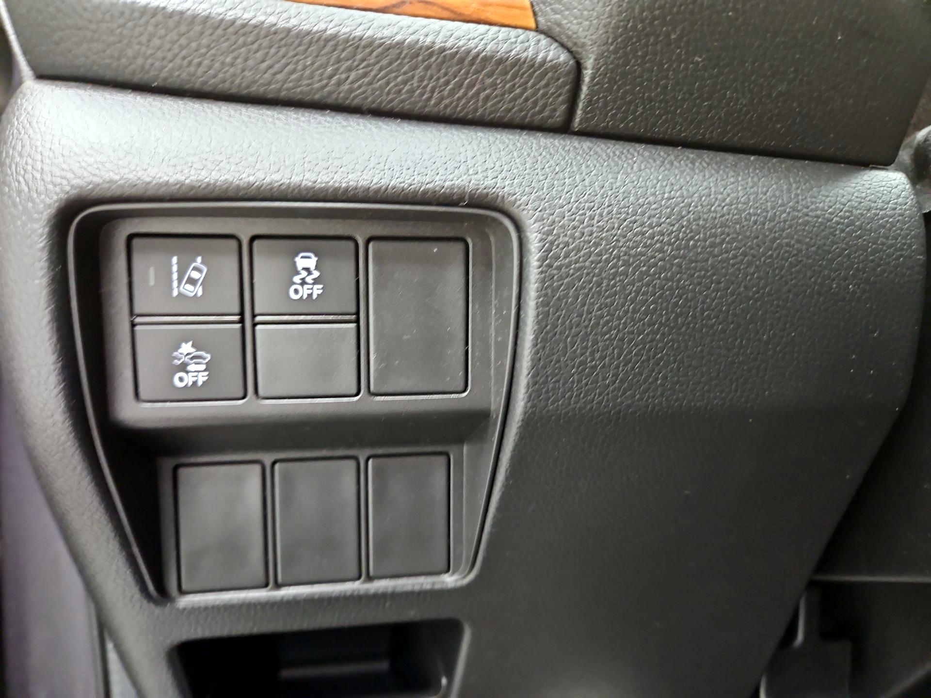 Thumbnail: 2018 Honda CR-V - 11