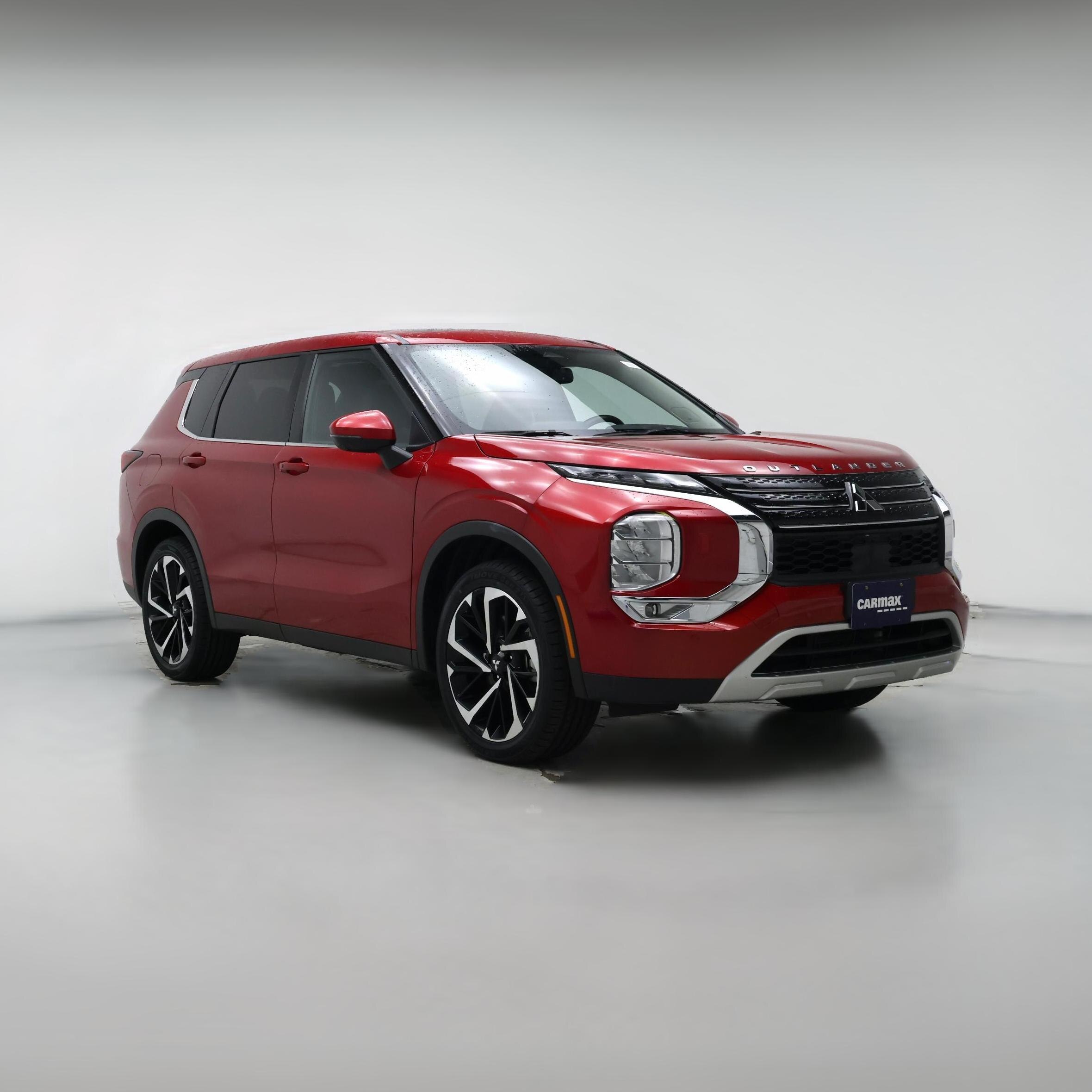 Thumbnail: 2024 Mitsubishi Outlander - 1