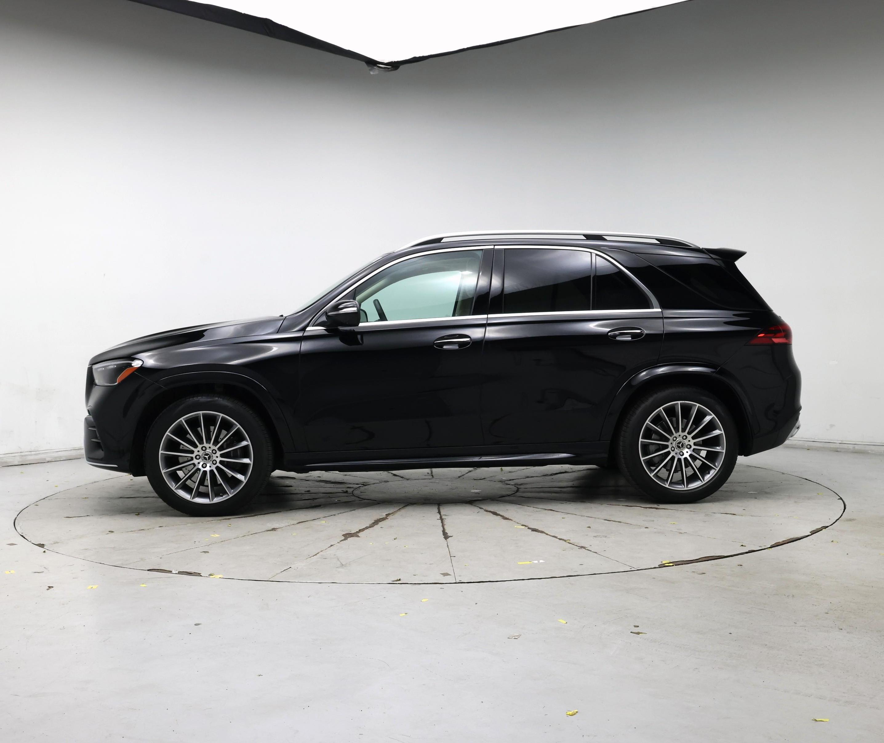 Thumbnail: 2024 Mercedes-Benz GLE - 3