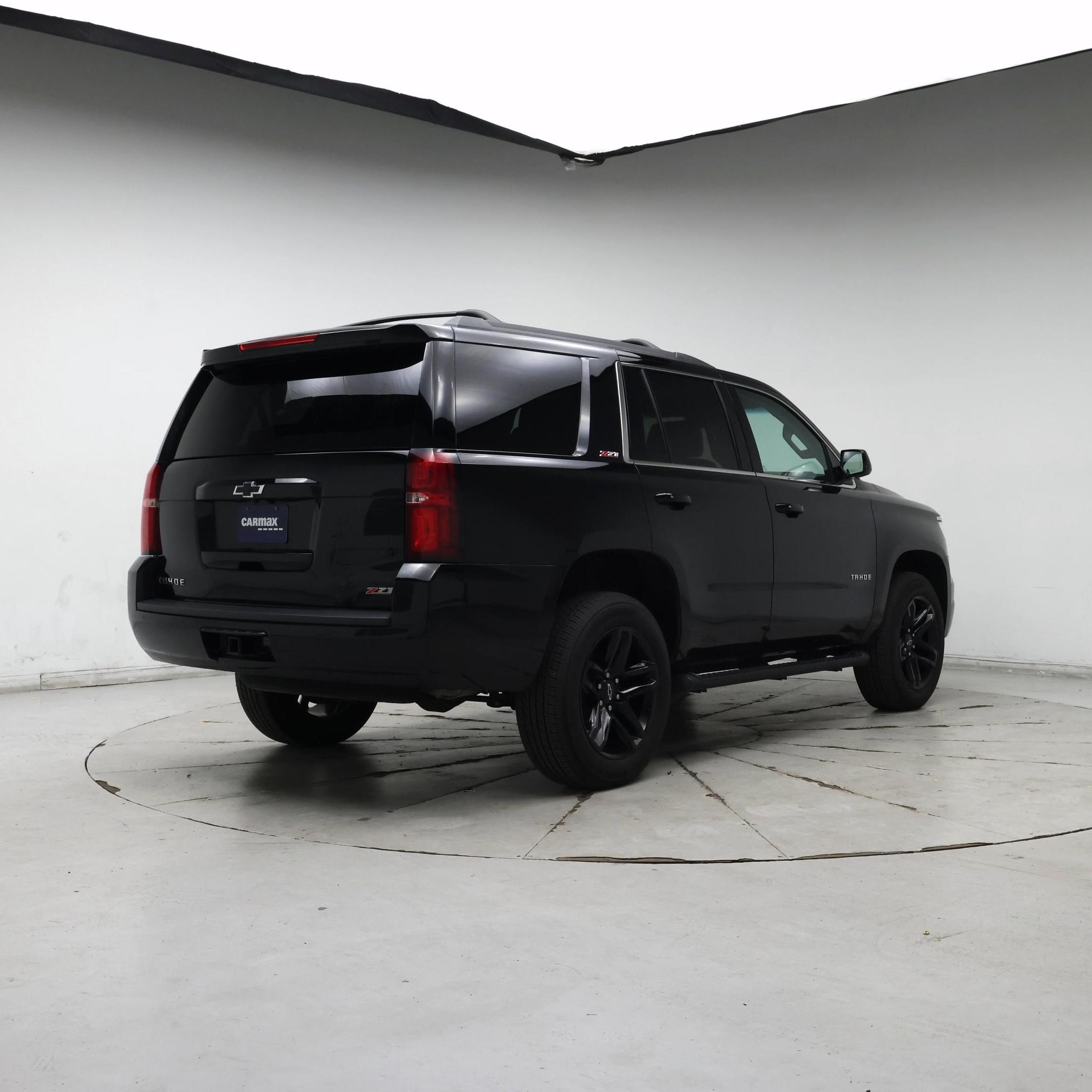 Thumbnail: 2020 Chevrolet Tahoe - 8